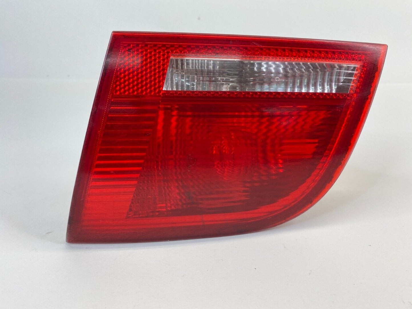 2006-2008 Audi A3 Right Side Interior Taillight Tail Light Tail Lamp 8P4-945-094