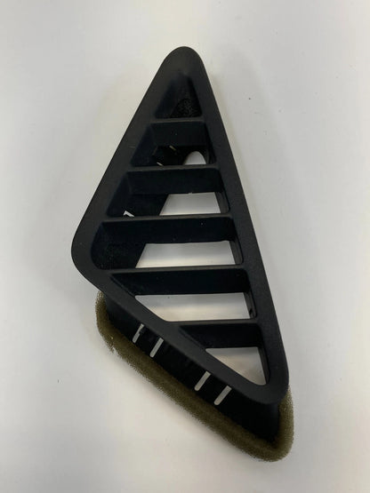 10-17 CHEVROLET EQUINOX DASH LEFT SIDE AC AIR VENT DEFROSTER GRILLE 25779104 OEM