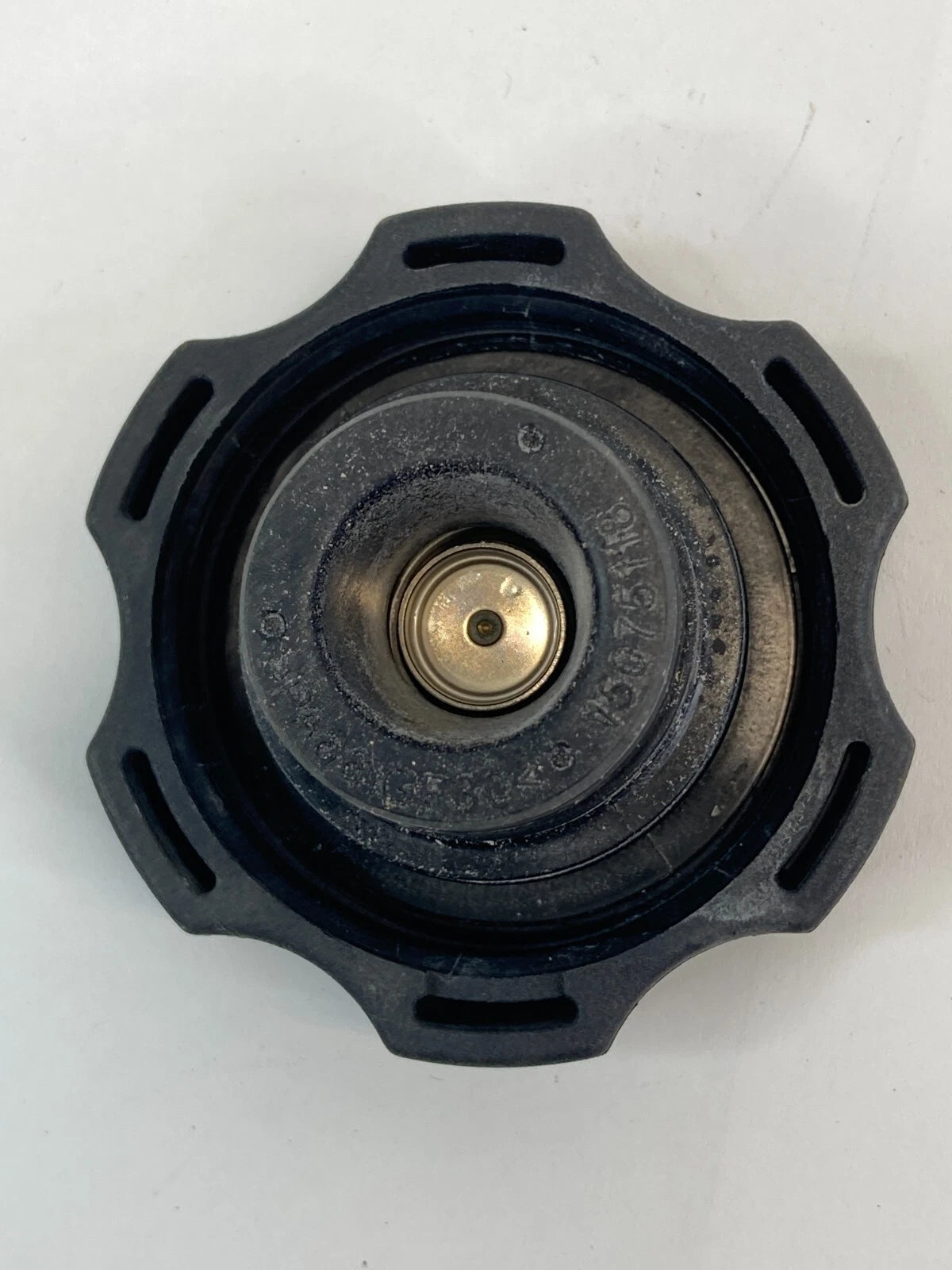 2010-2017 CHEVROLET EQUINOX RADIATOR COOLANT OVERFLOW TANK COVER CAP LID OEM