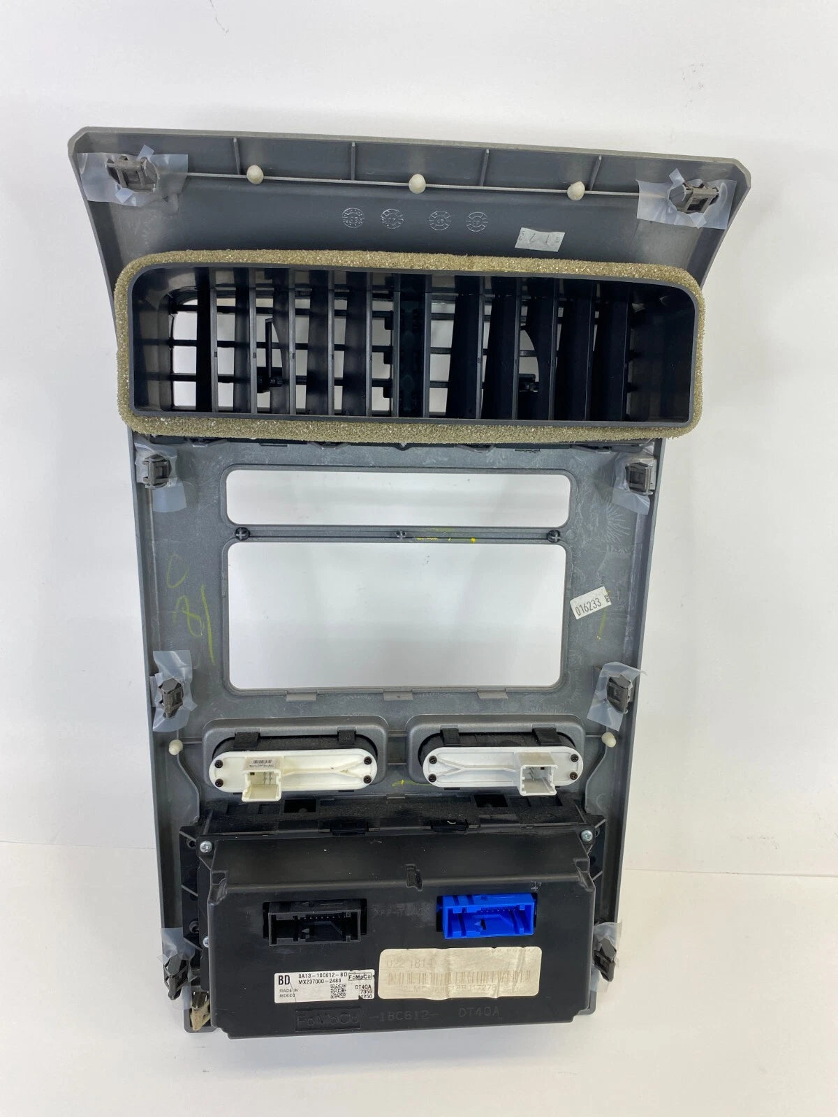 07-10 LINCOLN MKX DASH CLIMATE CONTROL HEAT SEAT RADIO BEZEL TRIM 8A13-18C612-BD