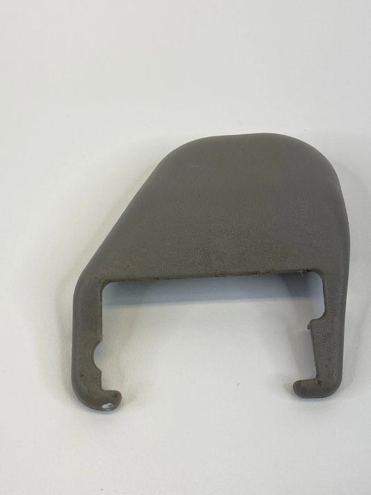 2003 2003 02 03 LEXUS ES300 FRONT LEFT SEAT TRACK END COVER CAP TRIM OEM