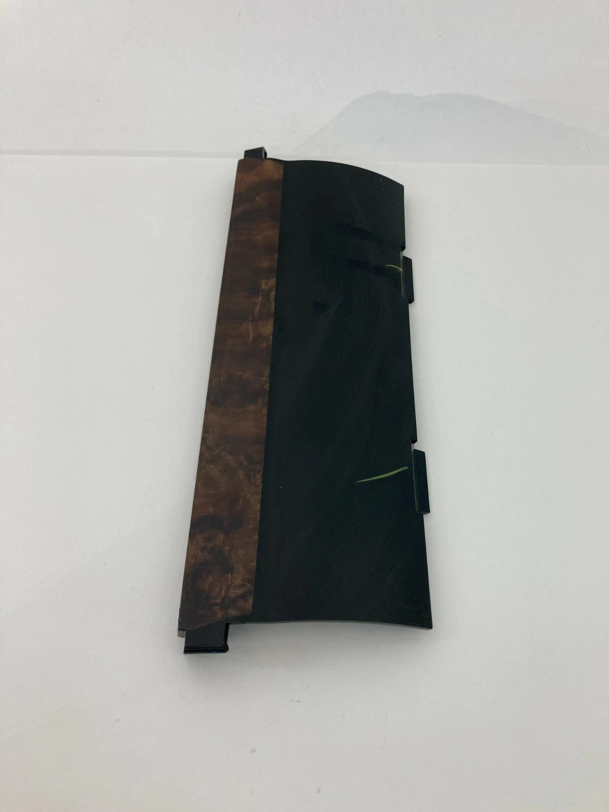 2014 2015 2016 2017 2018 CHEVROLET IMPALA DASH STORAGE TRIM PANEL BEZEL 22825046