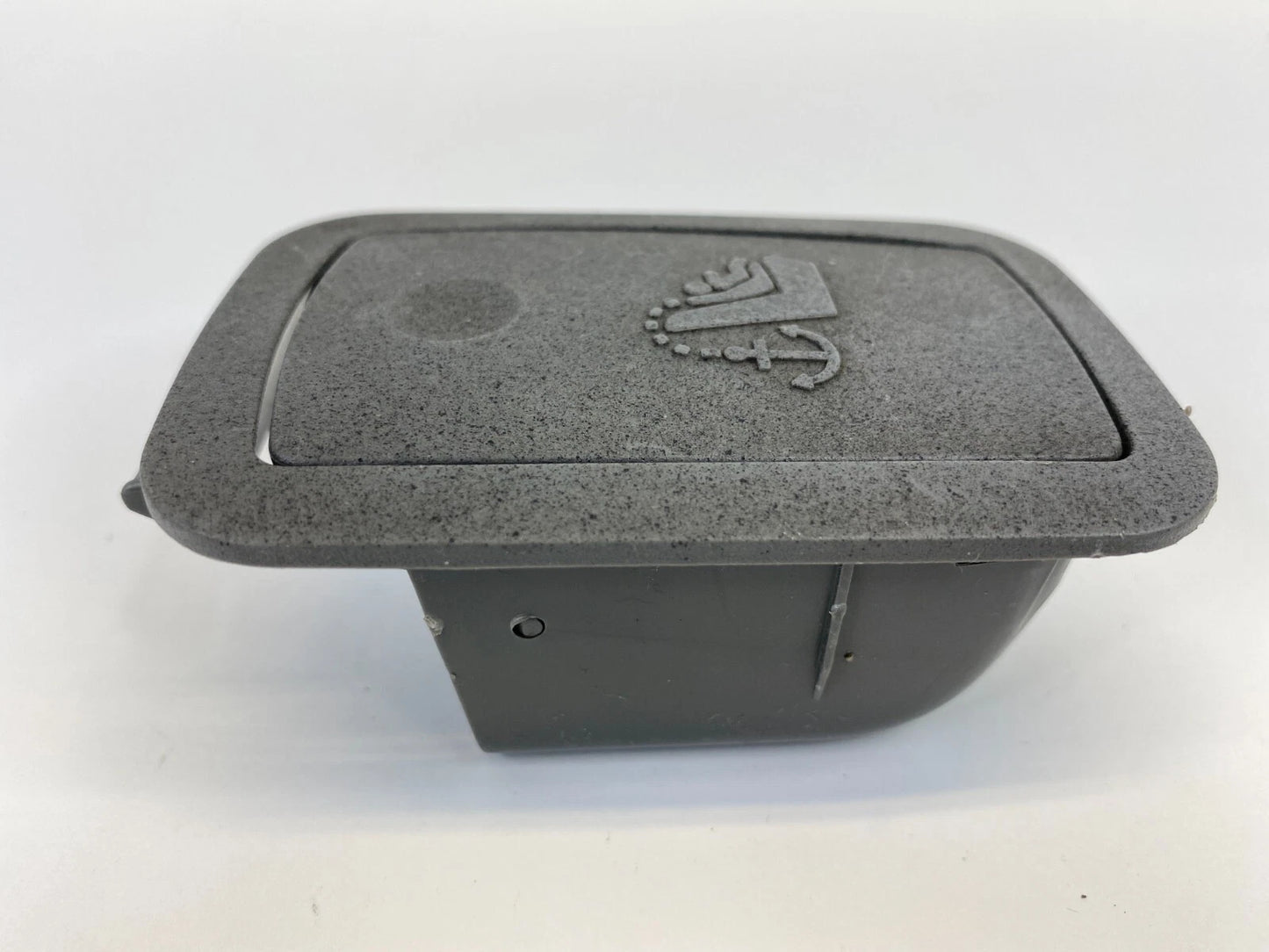 2013-2015 CHEVROLET MALIBU REAR CHILD SEAT ANCHOR TRIM COVER BEZEL OEM 15795997