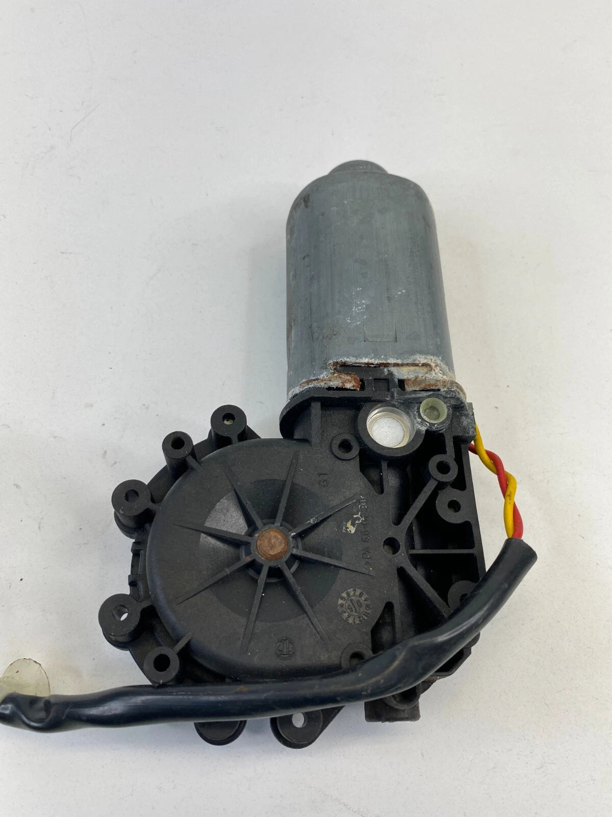 96 97 98 99 00 HONDA CIVIC SEDAN REAR RIGHT SIDE DOOR WINDOW MOTOR ASSEMBLY OEM