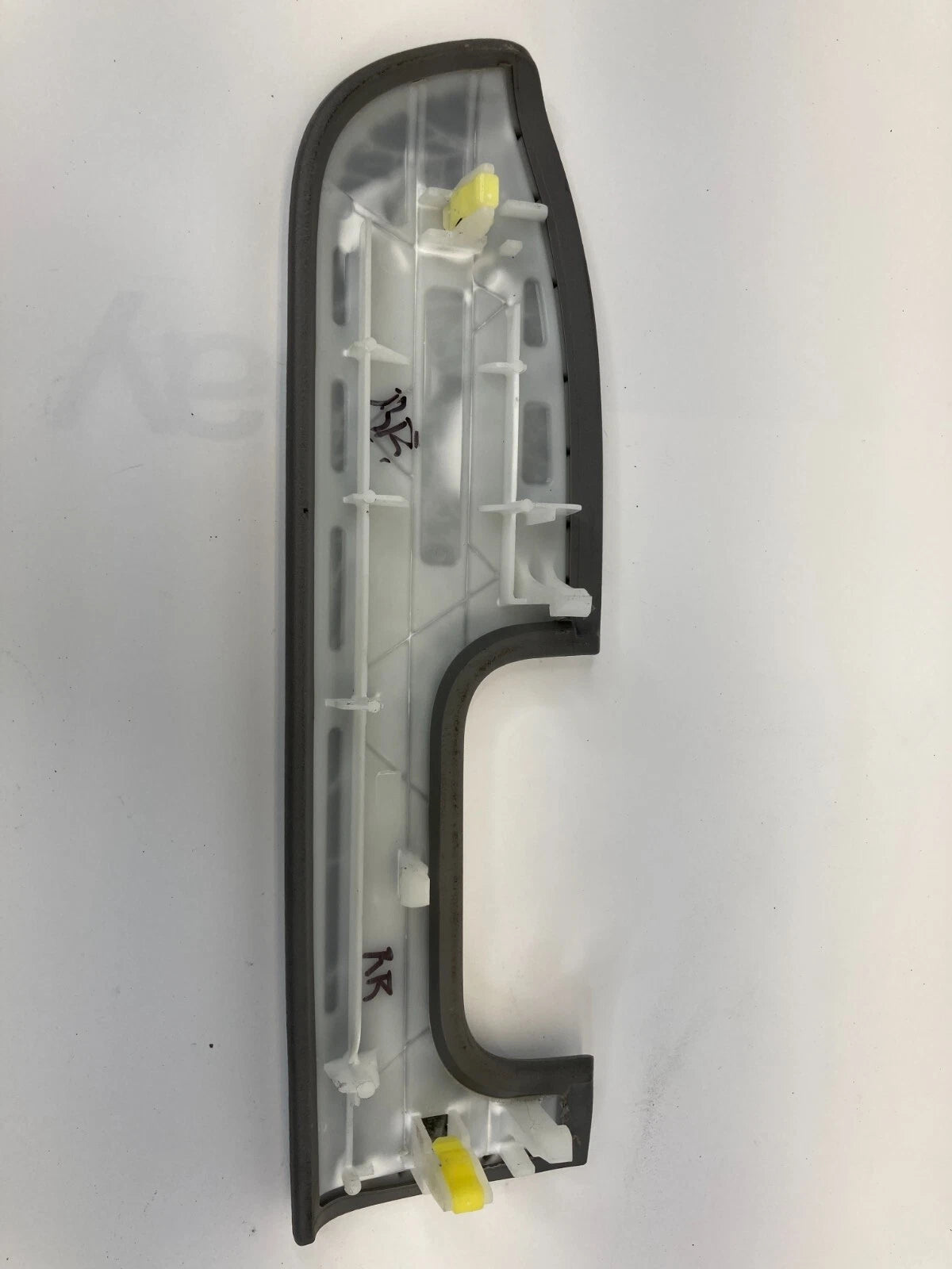 03 04 05 06 07 08 TOYOTA COROLLA REAR RIGHT SIDE BACK DOOR ARMREST PAD LID TRIM