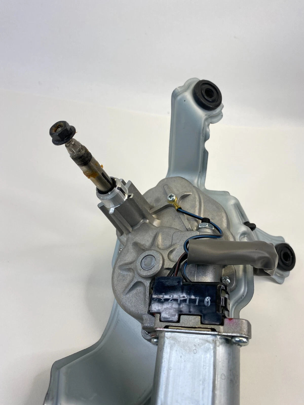 2012-2019 KIA RIO REAR WINDSHIELD WIPER MOTOR ASSEMBLY 98700-1W000 OEM