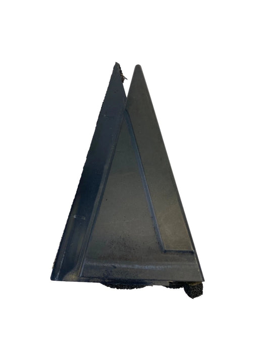 2008-2013 NISSAN ROGUE REAR RIGHT DOOR INNER CORNER WINDOW GLASS COVER CHANNEL