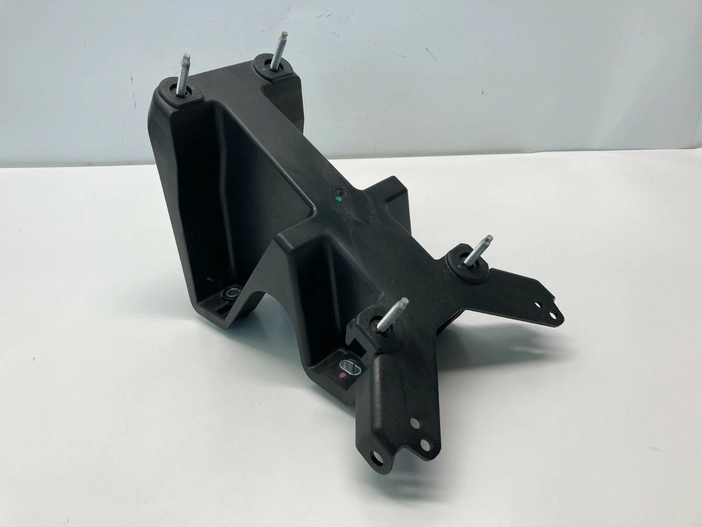 2009 DODGE JOURNEY A/T AUTOMATIC TRANSMISSION SHIFTER MOUNT BRACKET 04766406AC
