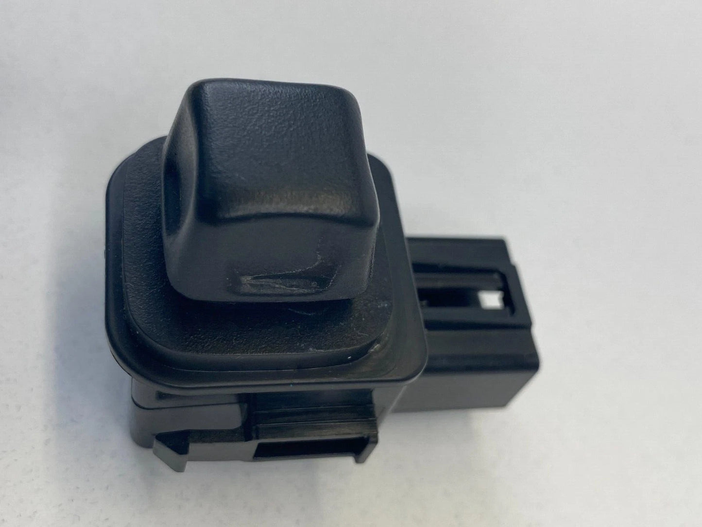 2010-2016 CADILLAC SRX STEERING COLUMN ADJUSTABLE PEDAL SWITCH 13501485 OEM