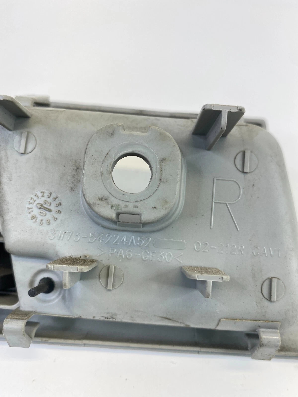03-05 FORD CROWN VICTORIA FRONT RIGHT INTERIOR INNER DOOR HANDLE 3W73-54224A52