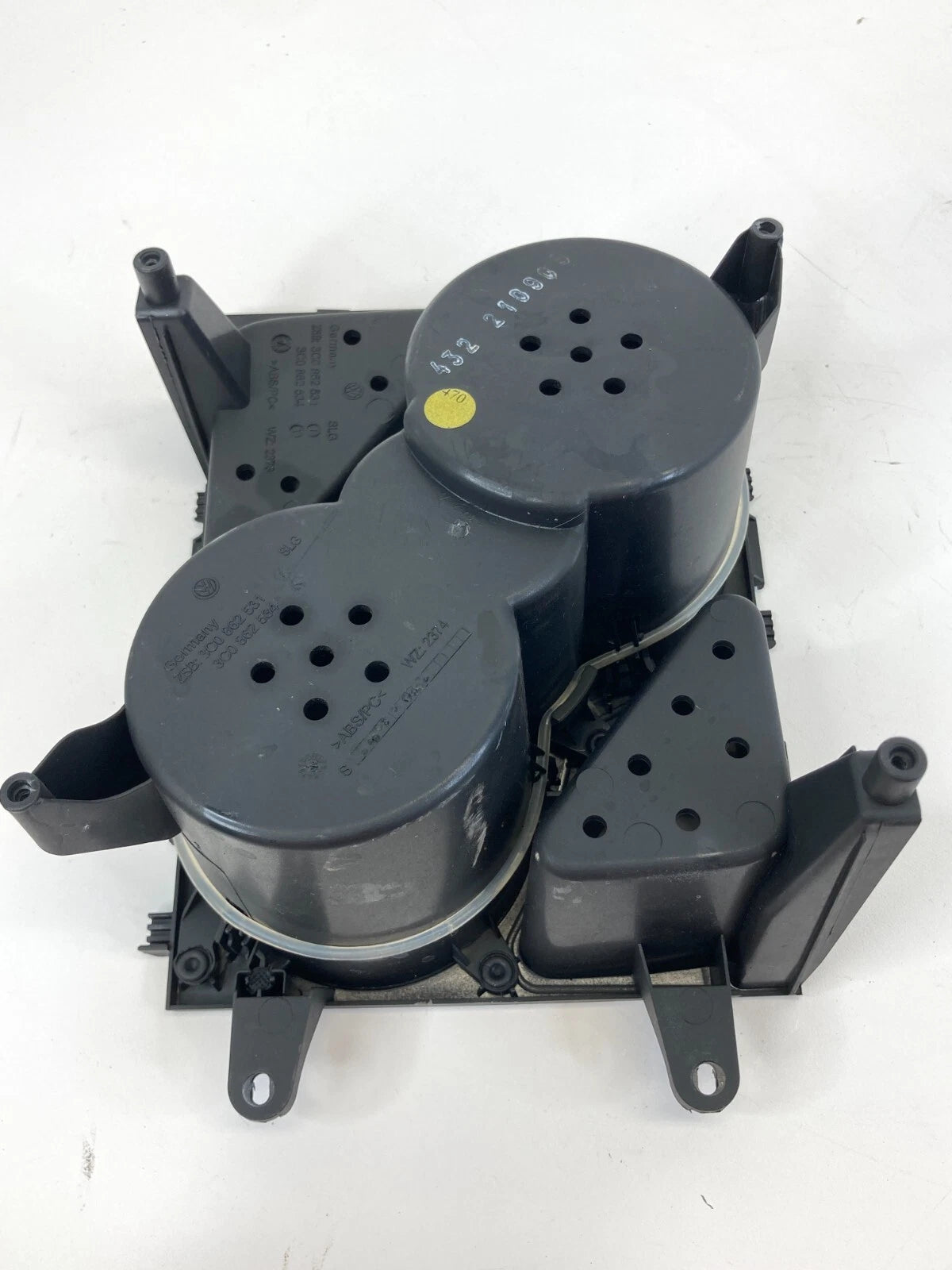 2009-2017 VOLKSWAGEN CC FRONT CENTER CONSOLE DUAL CUP HOLDER 3C0-862-531 OEM