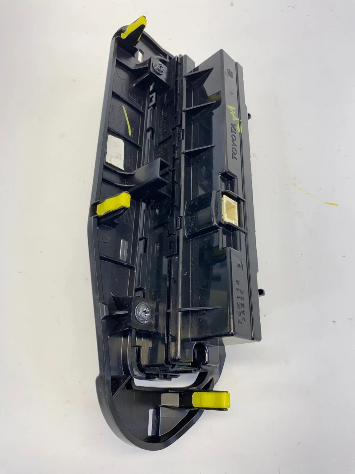 17-19 TOYOTA COROLLA AUTOMATIC CLIMATE CONTROL PANEL AC HEATER OEM 5546802060