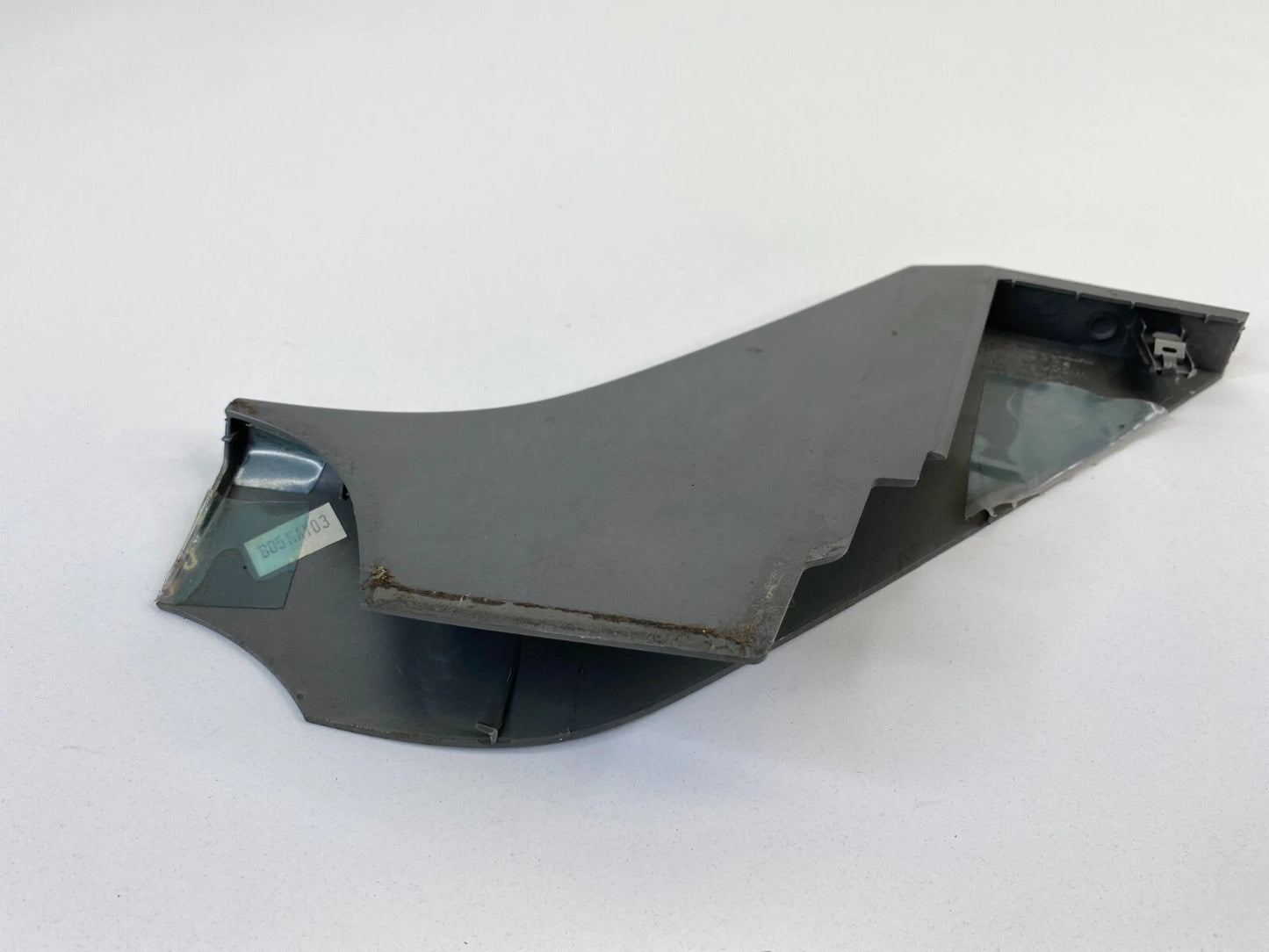2003 2004 2005 HONDA PILOT REAR RIGHT CENTER CONSOLE TRIM MOLDING GARNISH OEM