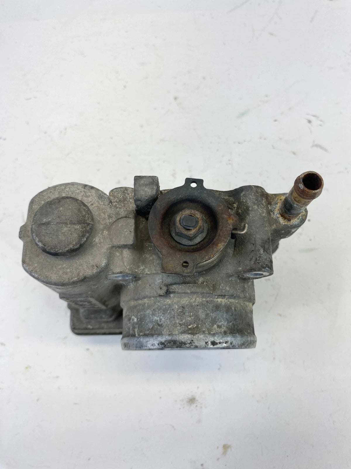 2000-2002 ISUZU TROOPER 3.5L V6 FUEL THROTTLE BODY ASSEMBLY OEM