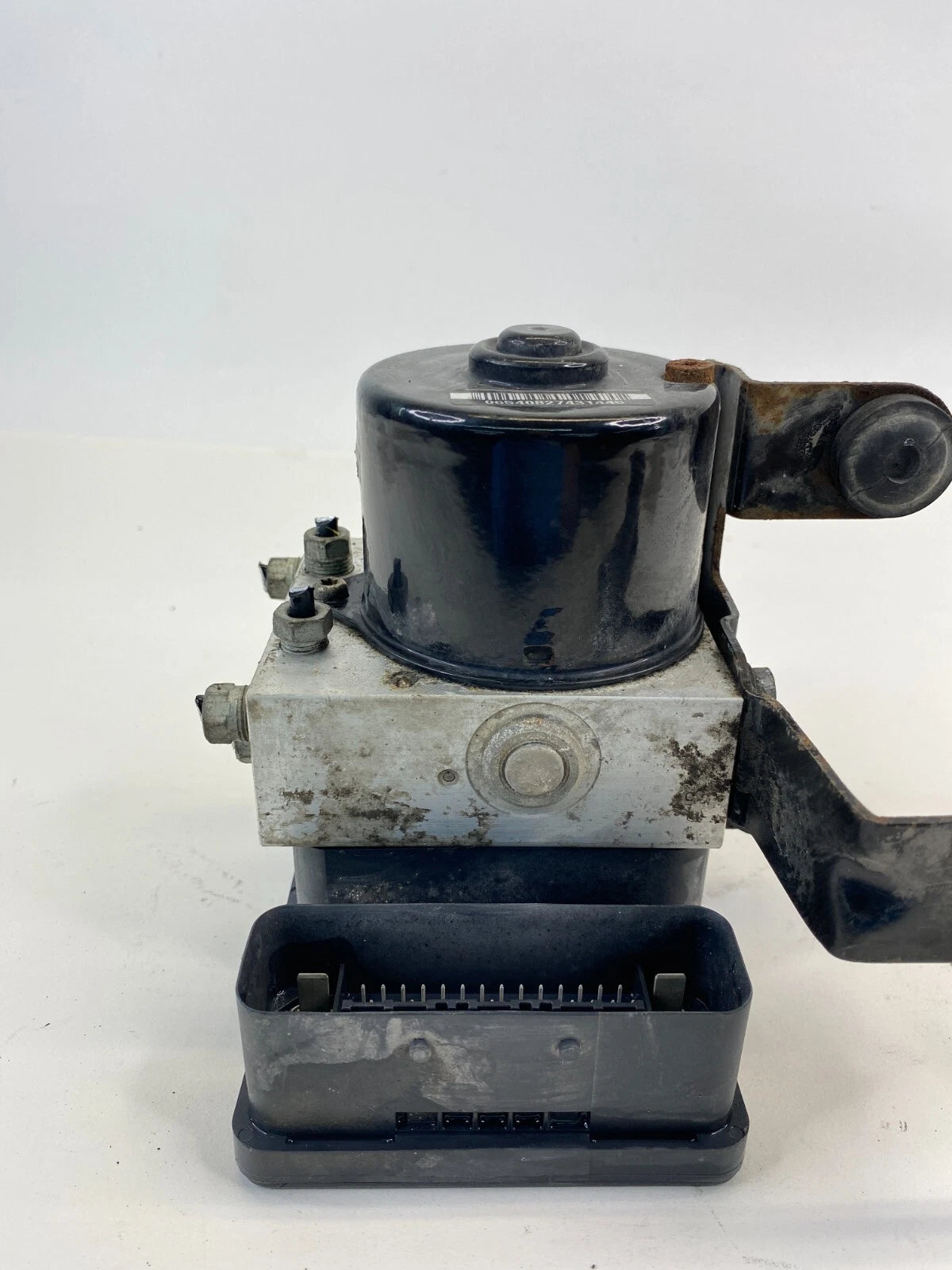 2005-2007 VOLVO S40 2.4L ABS ANTI-LOCK BRAKE PUMP CONTROL MODULE OEM 30672503