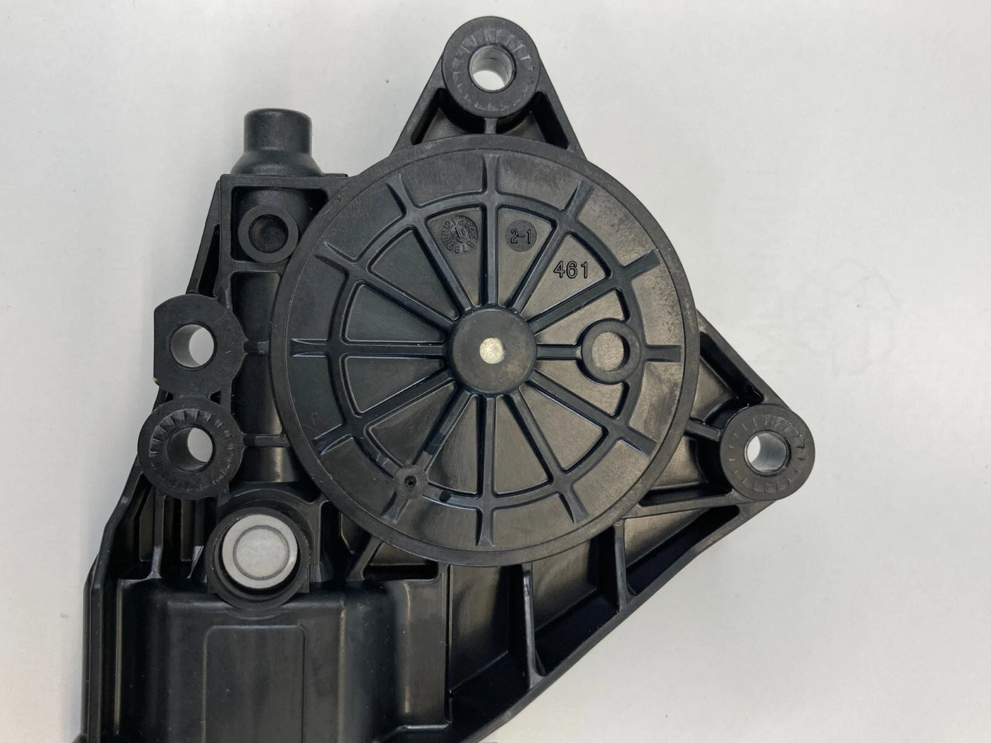 2011-2014 HYUNDAI SONATA SEDAN REAR RIGHT SIDE DOOR WINDOW MOTOR 83460-3Q001 OEM