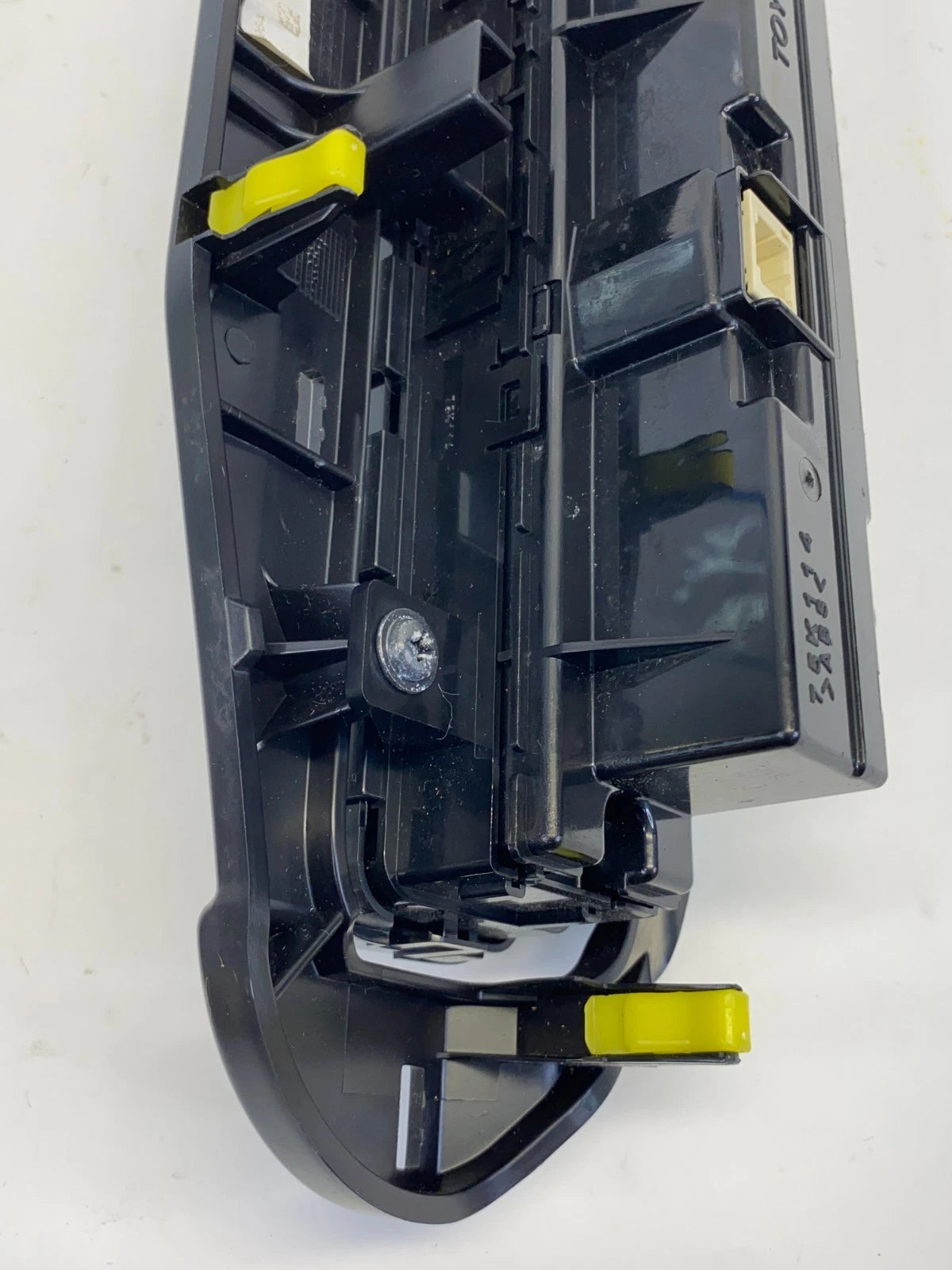 17-19 TOYOTA COROLLA AUTOMATIC CLIMATE CONTROL PANEL AC HEATER OEM 5546802060