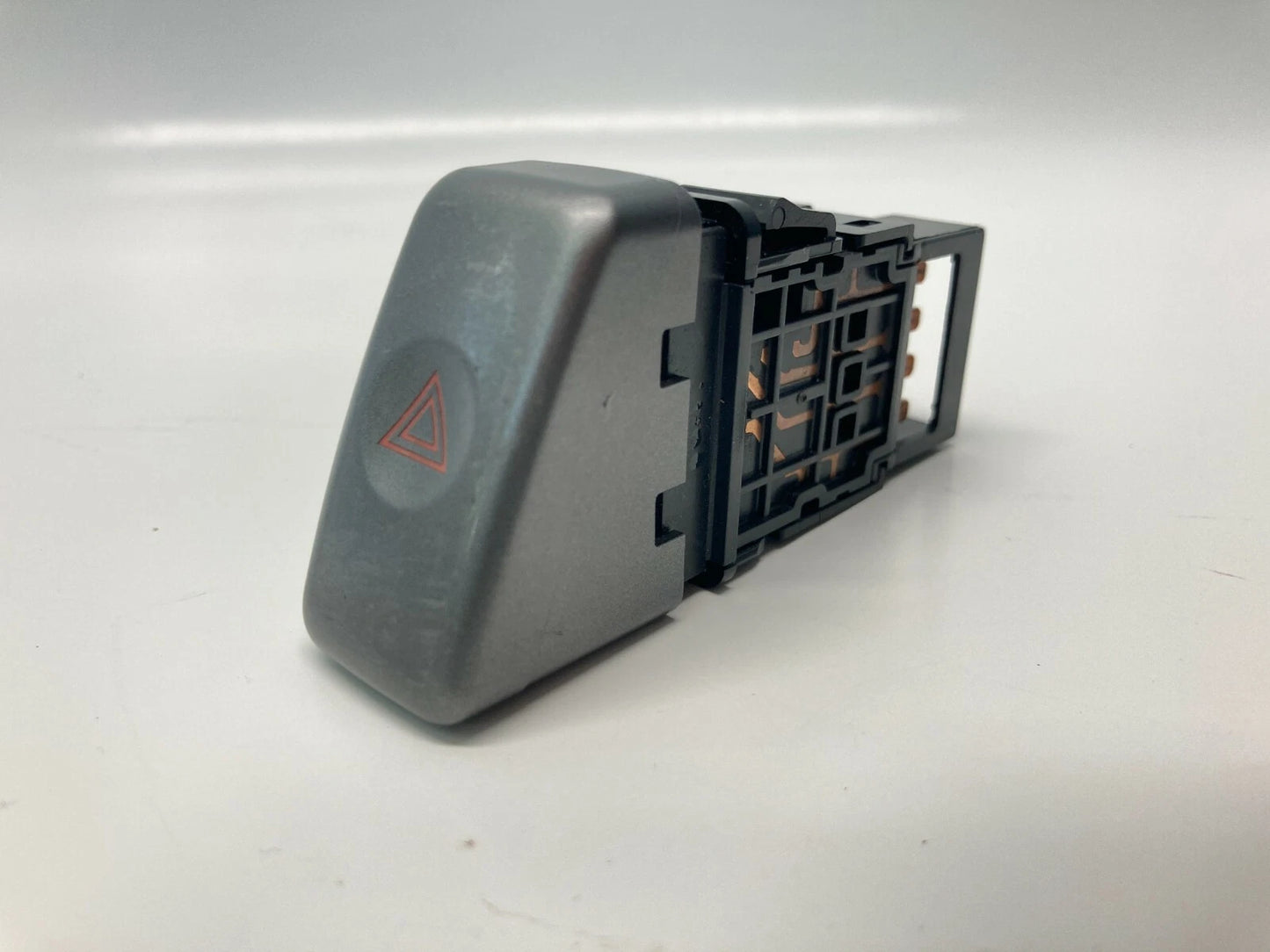 2005 2006 2007 SUBARU IMPREZA OUTBACK EMERGENCY HAZARD CONTROL SWITCH BUTTON OEM