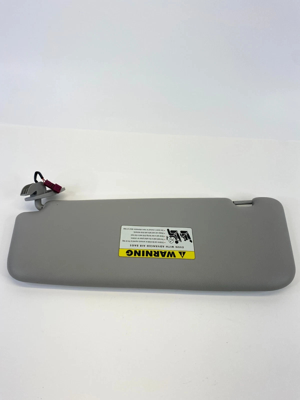 2006 2007 BMW 530XI 525XI RIGHT PASSENGER SIDE SUNVISOR SUN VISOR SHADE OEM