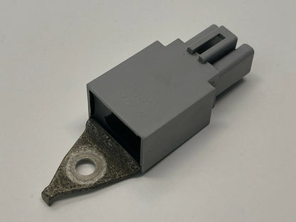 2004 2005 2006 2007 2008 2009 TOYOTA PRIUS CONDENSER SENSOR 90980-04174 OEM
