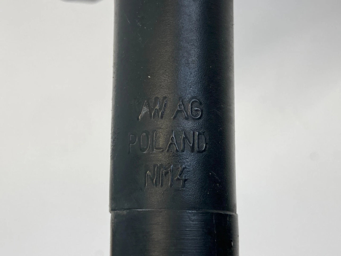 2014-2017 VW VOLKSWAGEN PASSAT 1.8L ENGINE AIR CLEANER INTAKE BOX LOWER COVER