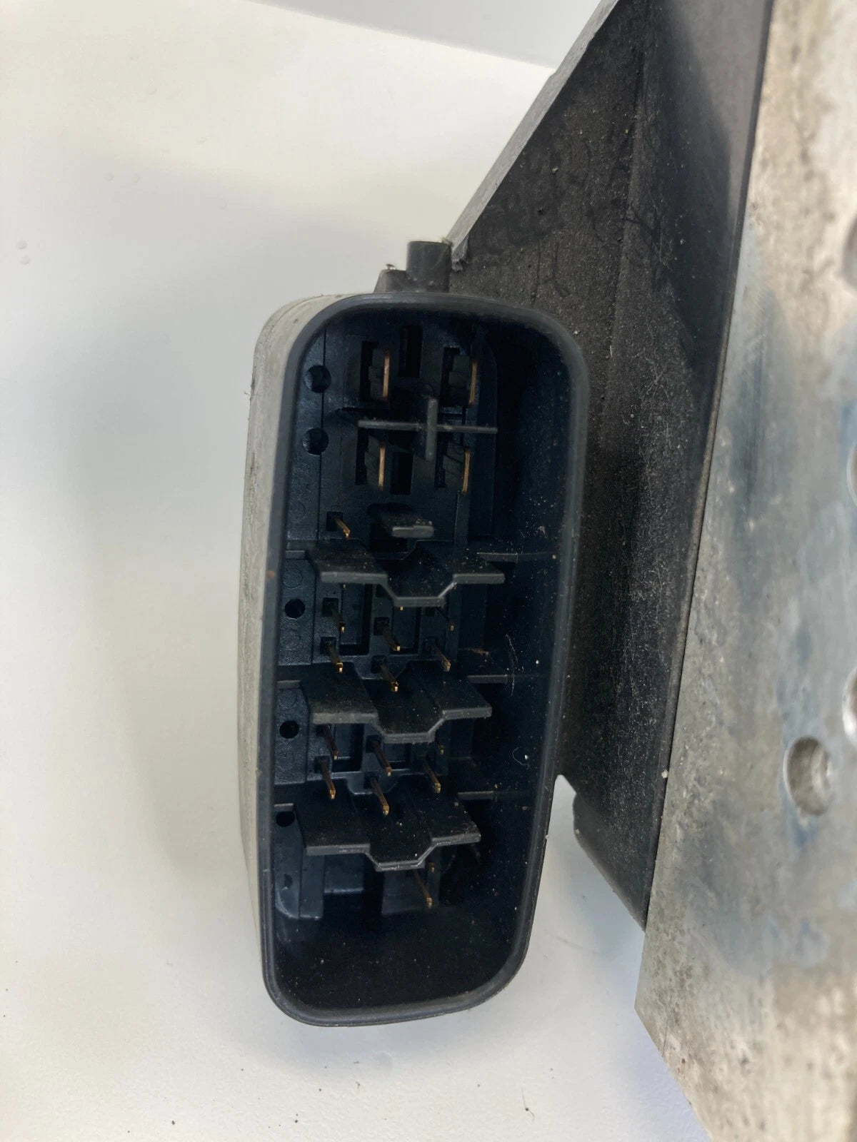 2002 2003 LEXUS ES300 3.0L V6 AT FWD ABS ANTI LOCK BRAKE PUMP MODULE ASSY OEM