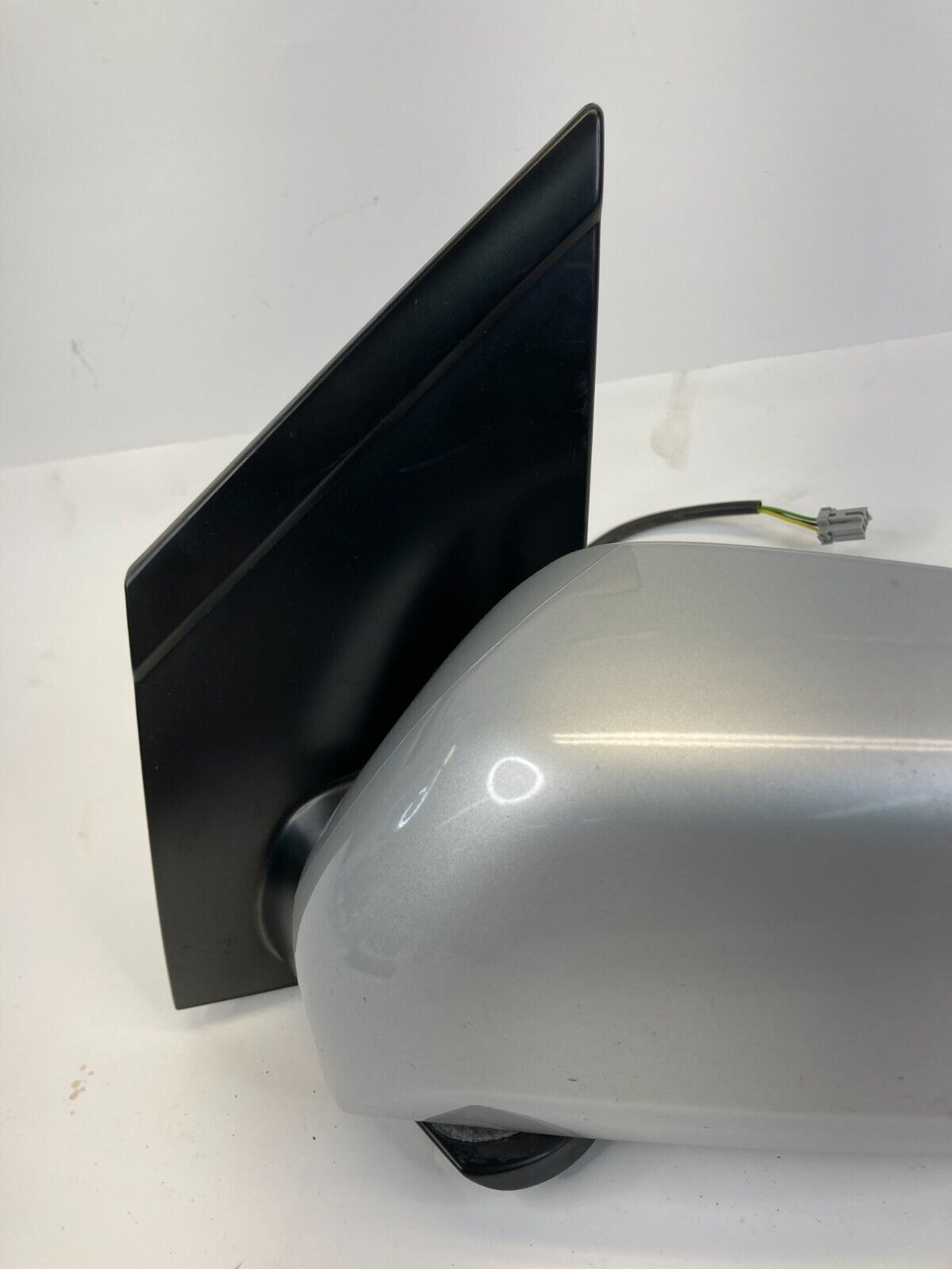 1999-2004 Honda Odyssey Front Left Driver Side View Power Door Mirror OEM