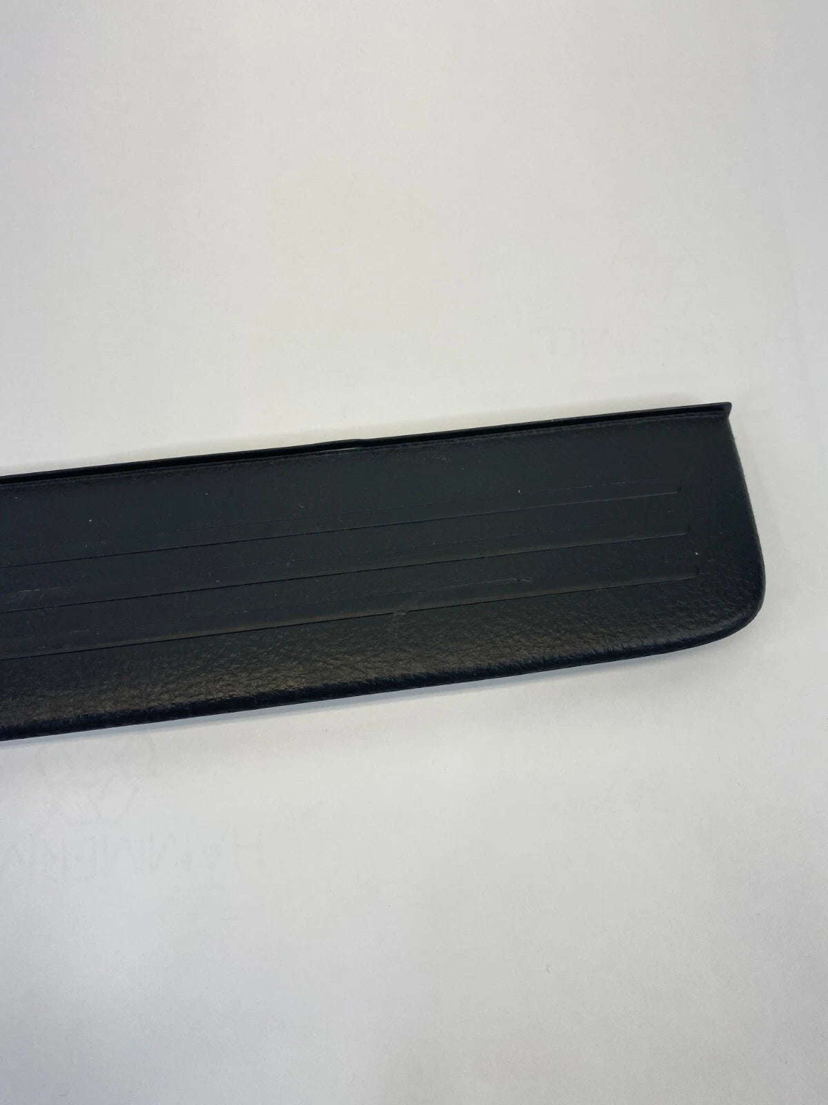 2004-2009 TOYOTA PRIUS REAR LEFT DOOR SILL SCUFF STRIP TRIM PLATE 67915-47020