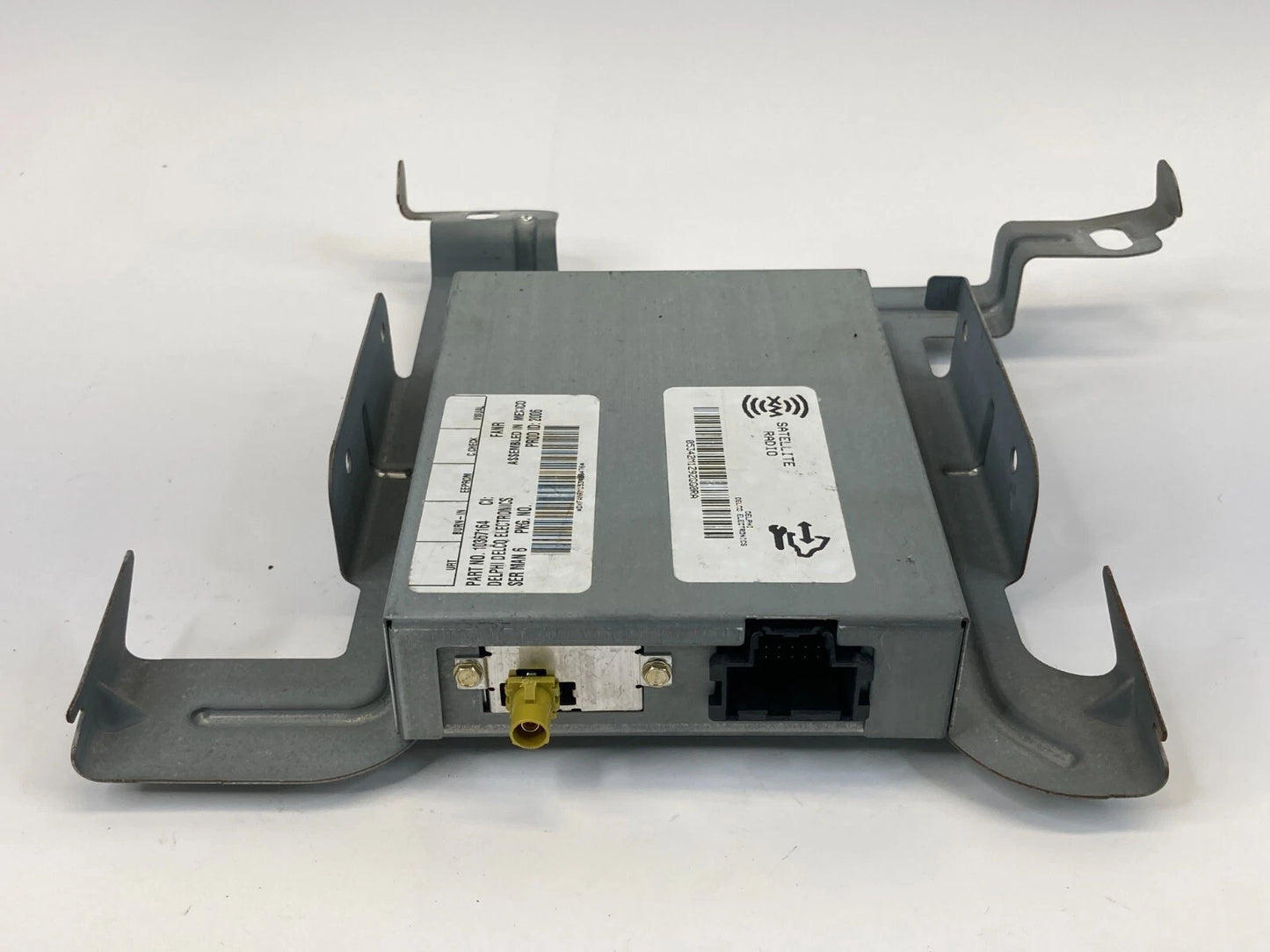 2004-2006 CADILLAC SRX SATELLITE RADIO ANTENNA CONTROL MODULE UNIT 10367164 OEM
