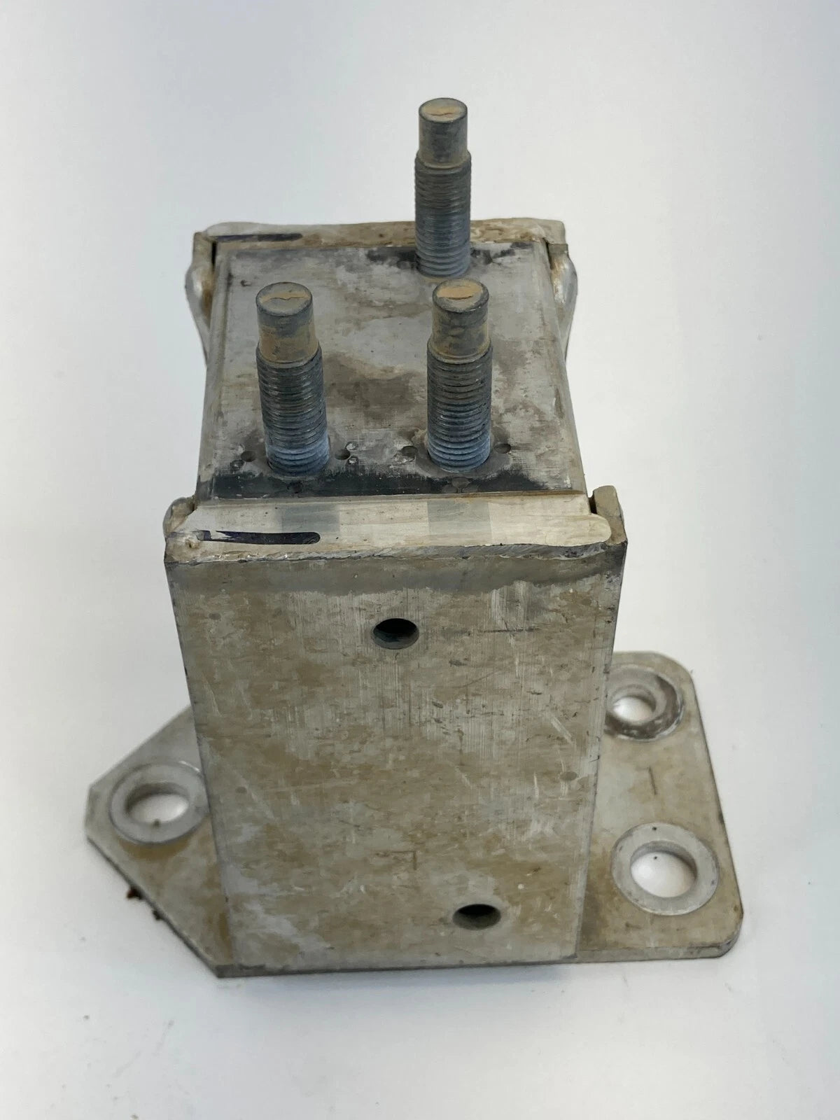 2005-2023 TOYOTA TACOMA FRONT BUMPER LEFT DRIVER SIDE EXTENSION BRACKET RETAINER