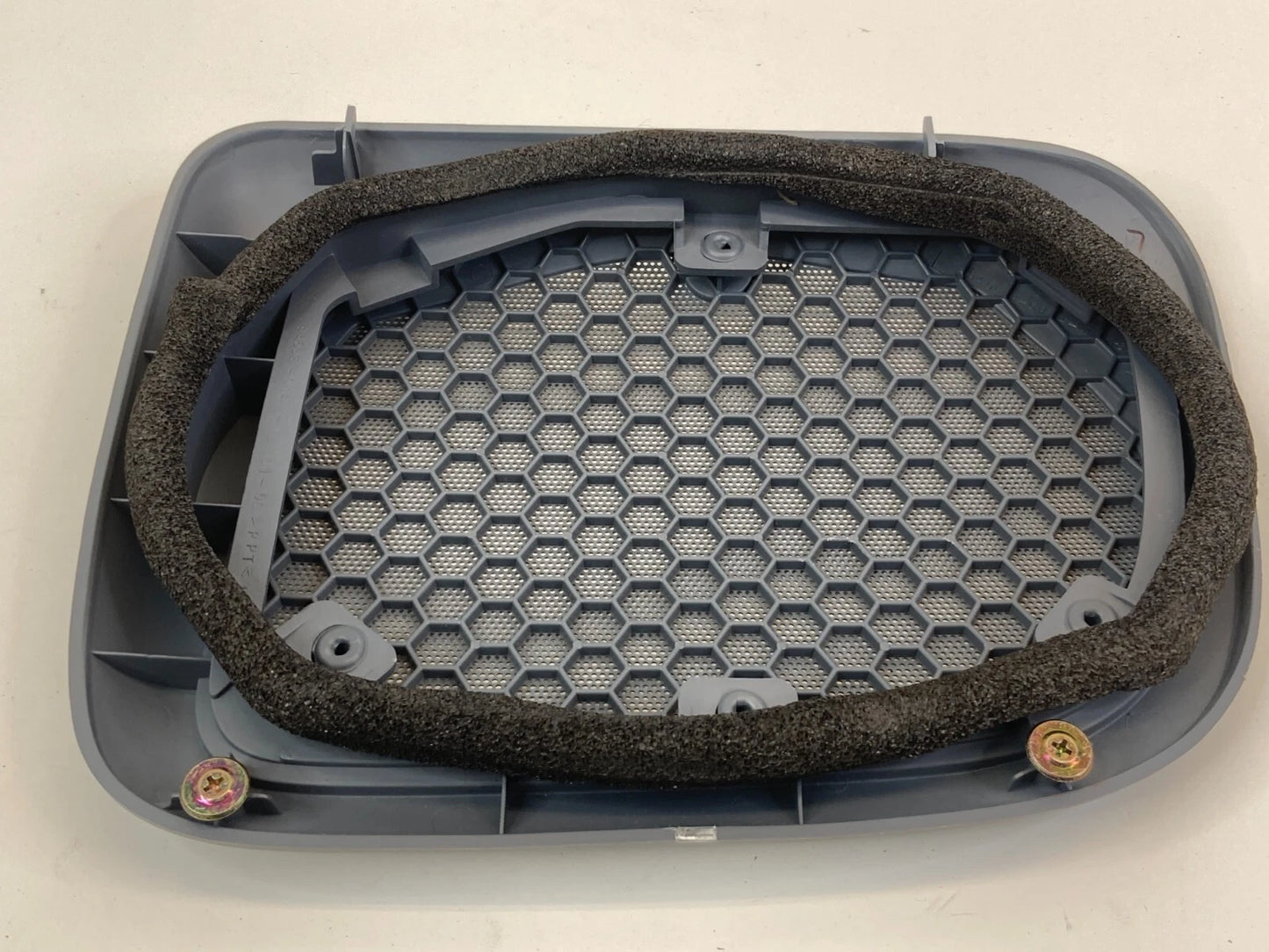 1998-2000 HONDA ACCORD RR LEFT DOOR SPEAKER GRILL BEZEL OEM FACTORY 84568S84A001