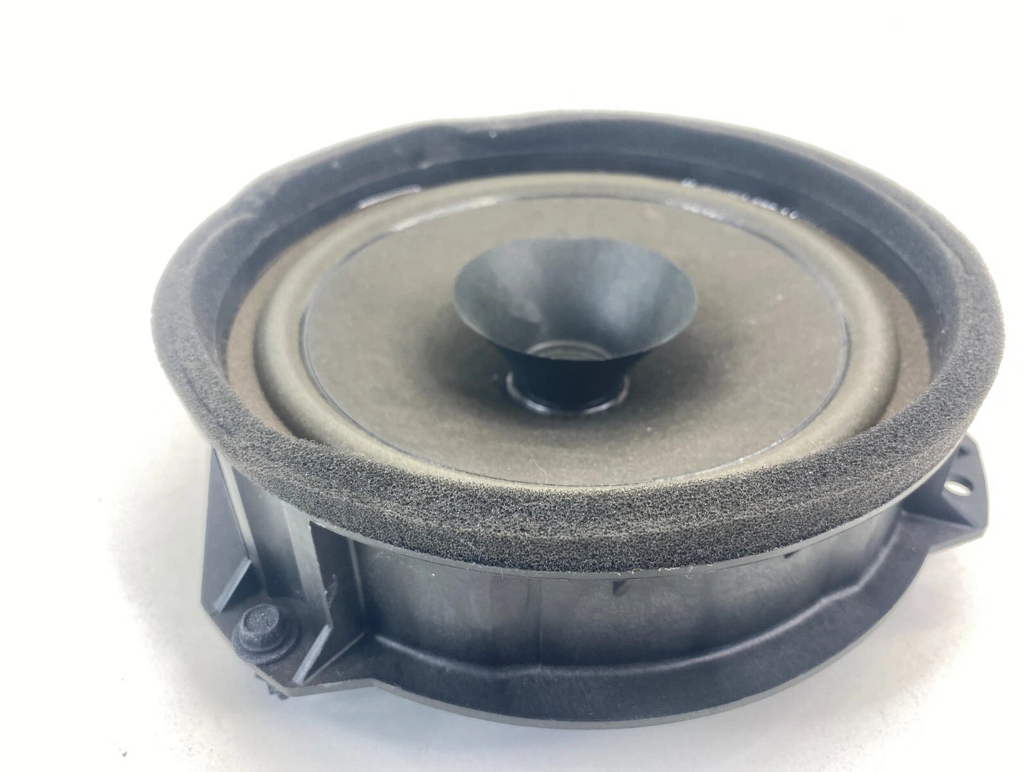 2010-2017 CHEVROLET EQUINOX REAR LEFT SIDE DOOR AUDIO SPEAKER 23446920 OEM