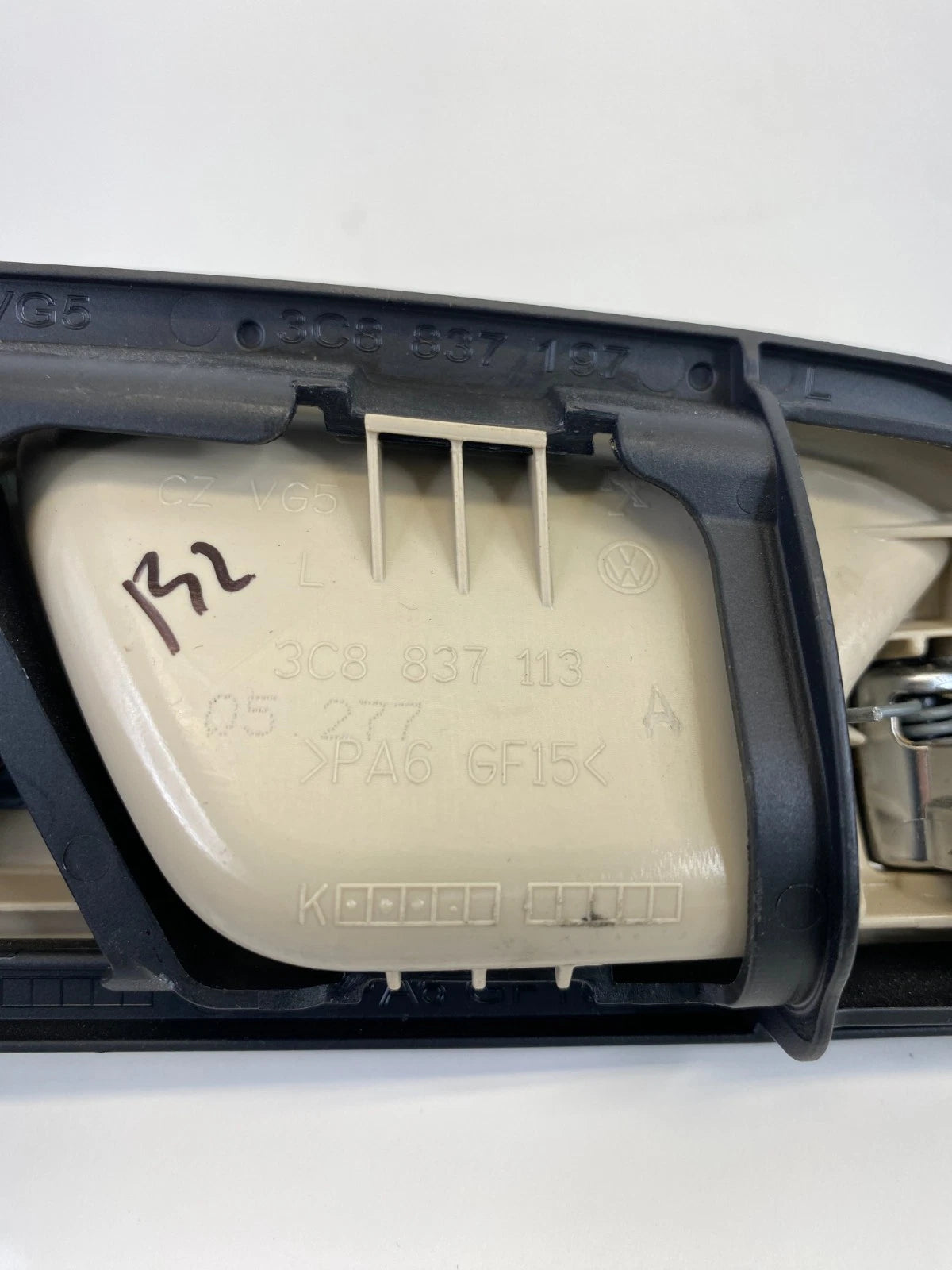 2009-2012 VOLKSWAGEN CC REAR LEFT SIDE INTERIOR DOOR HANDLE 3C8-837-113 OEM