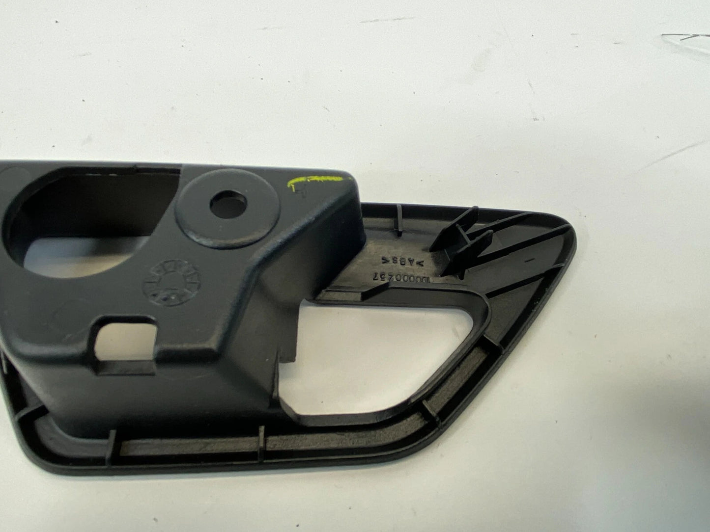 2009 2010 DODGE JOURNEY FRONT LEFT INTERIOR DOOR HANDLE BEZEL TRIM 100000257 OEM