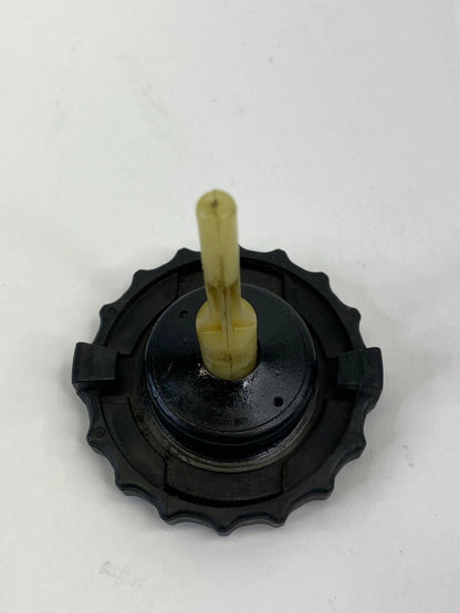 2001-2007 TOYOTA SEQUOIA 4.7L A/T POWER STEERING FLUID RESERVOIR TANK CAP OEM