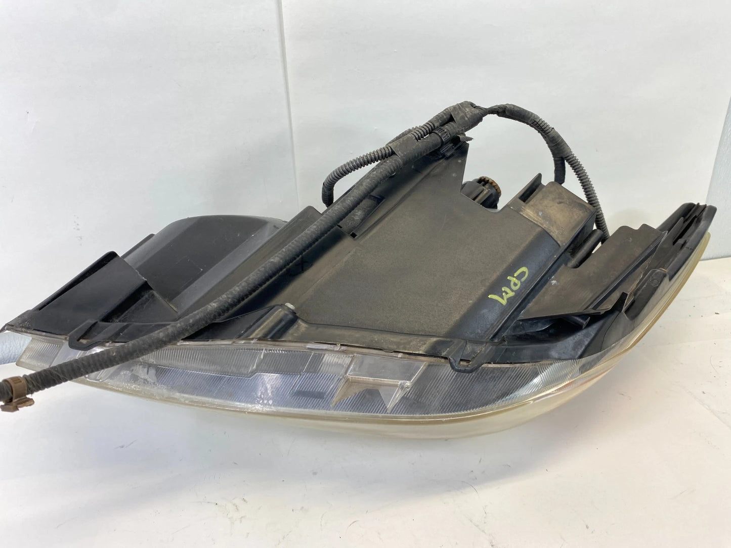 2010-2011 TOYOTA PRIUS RIGHT PASSENGER SIDE HEADLIGHT HEAD LAMP ASSEMBLY OEM