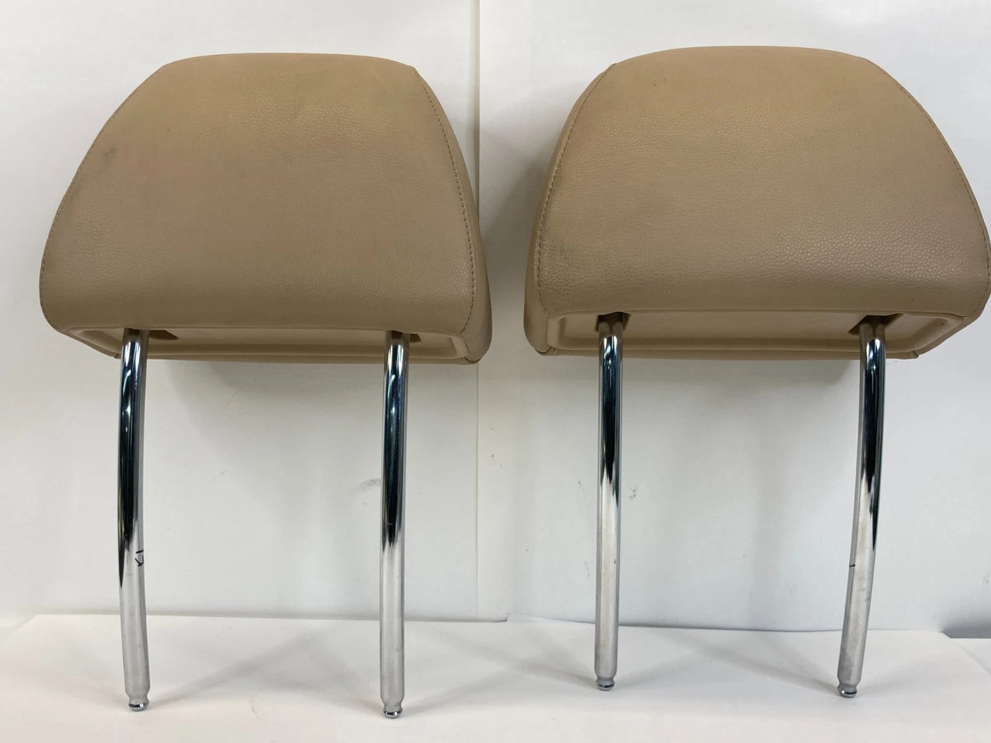 2004-2010 BMW 525I 530I FRONT LEFT & RIGHT SEAT HEADREST HEAD REST SET PAIR OEM