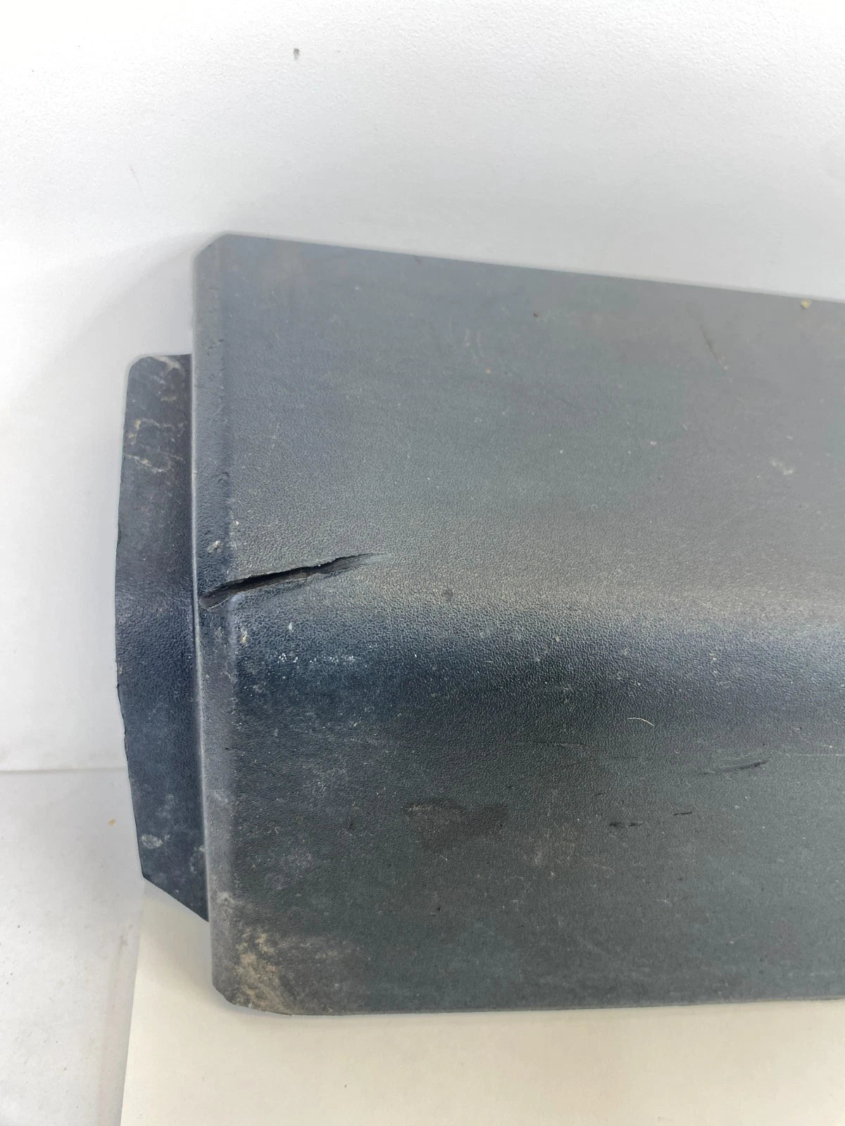 10-19 Ford Taurus Rear Left Back Door Lower Molding Trim Cover AG13-5425335-AW