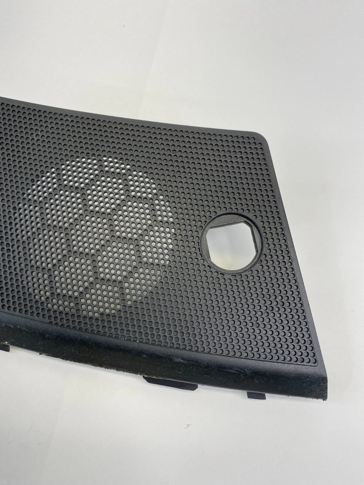 07-13 ALTIMA 09-14 MAXIMA DASH RIGHT SPEAKER GRILLE COVER TRIM 68498-JA010 OEM