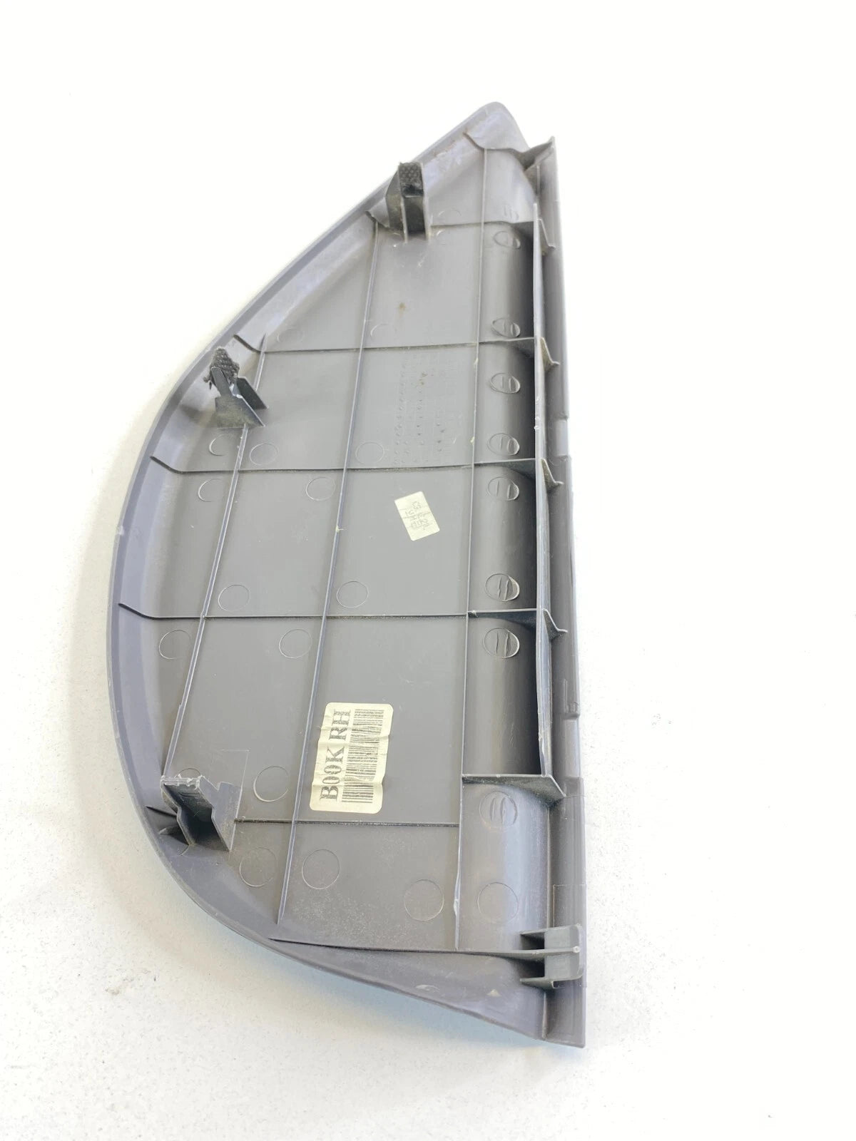 2007-2010 KIA SEDONA RIGHT PASSENGER DASH END CAP COVER TRIM 84788-4D000 OEM