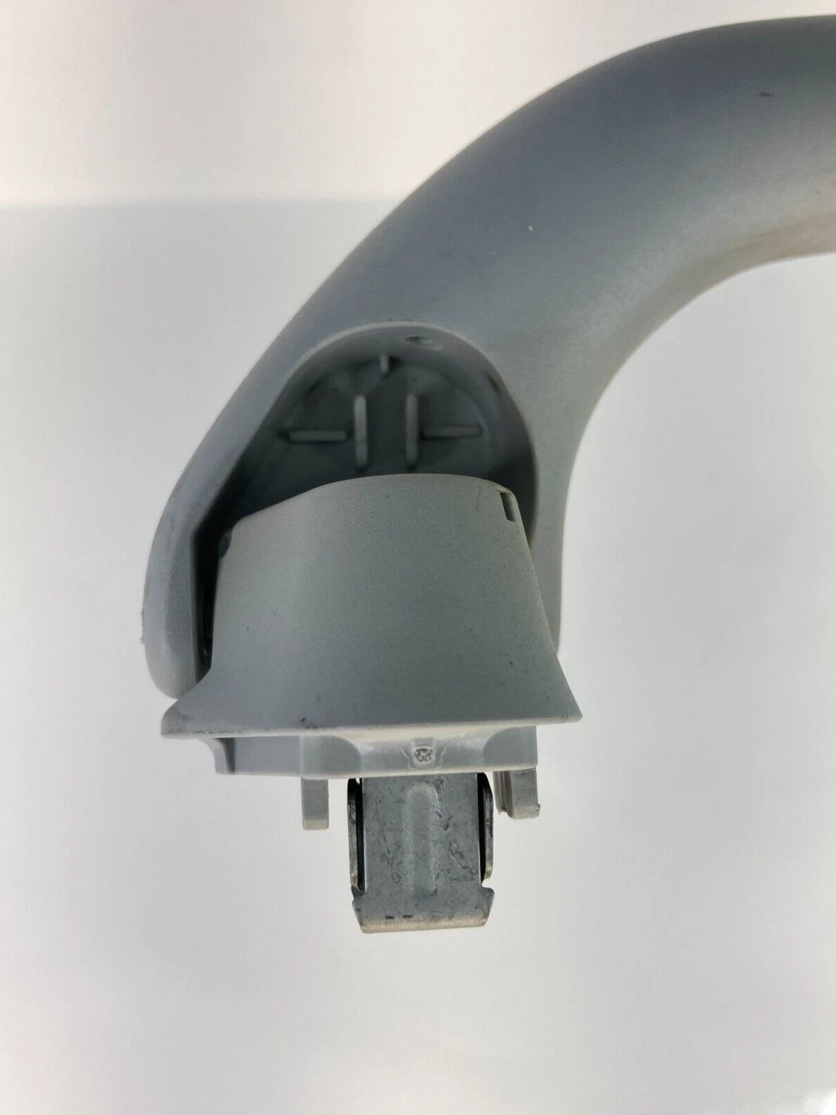 2012-2022 VOLKSWAGEN PASSAT FRONT LEFT ROOF INNER GRAB GRIP HANDLE 3114814S08