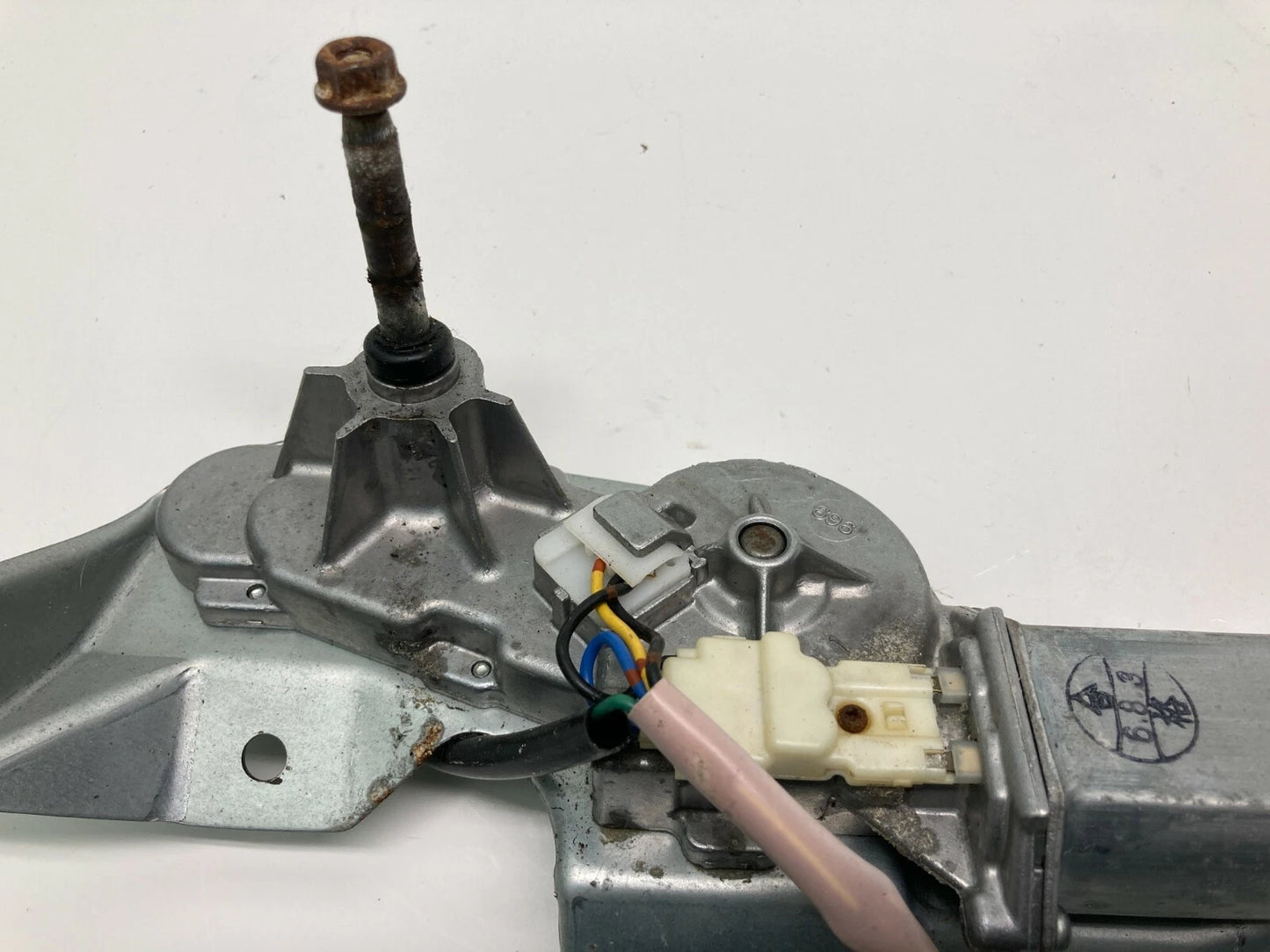 2003-2007 NISSAN MURANO REAR WINDOW WINDSHIELD WIPER MOTOR 34969581 OEM