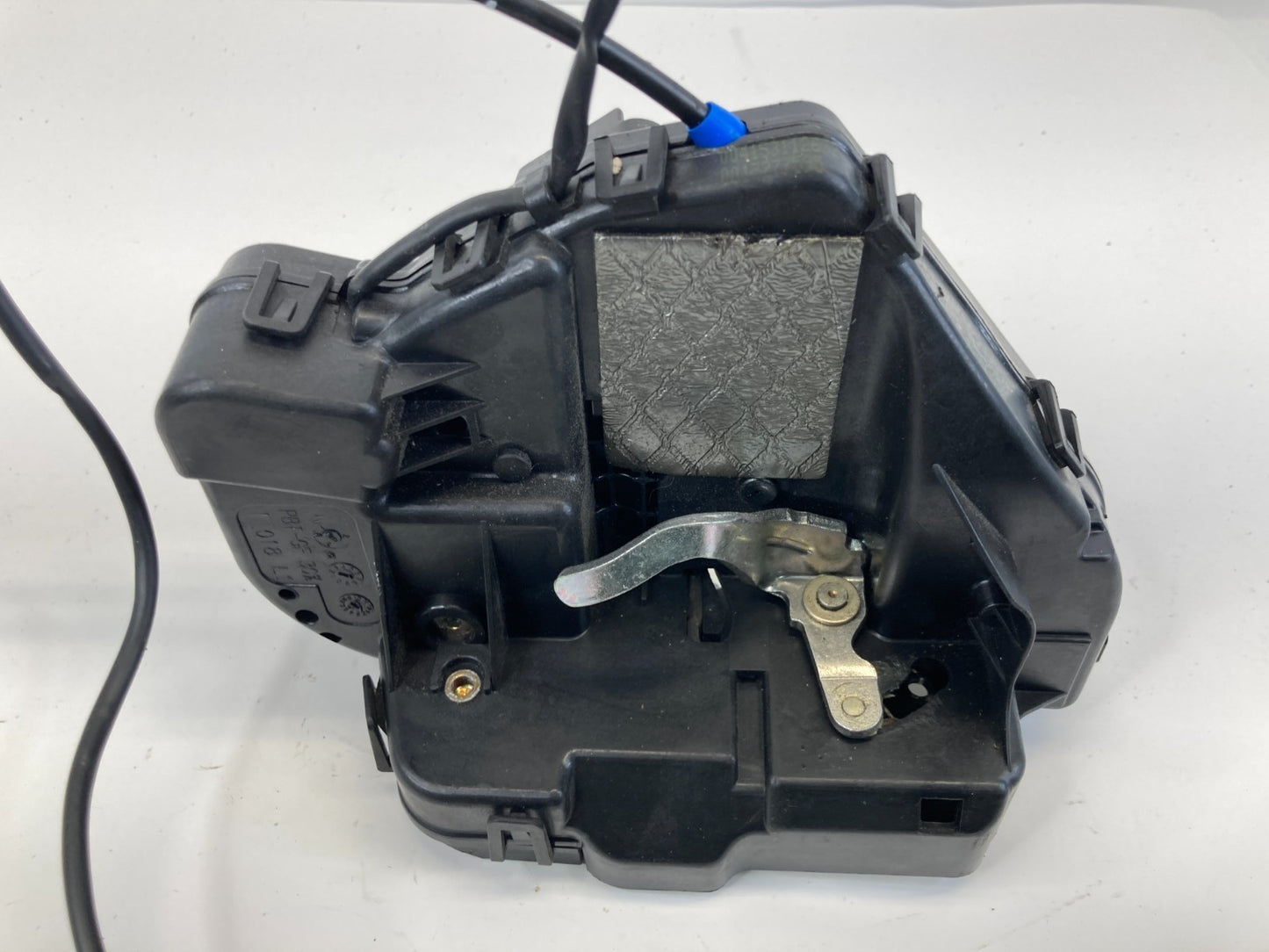 2006 Mercedes-Benz CLS500 Rear Left Side Door Lock Latch Actuator 2197300335 OEM