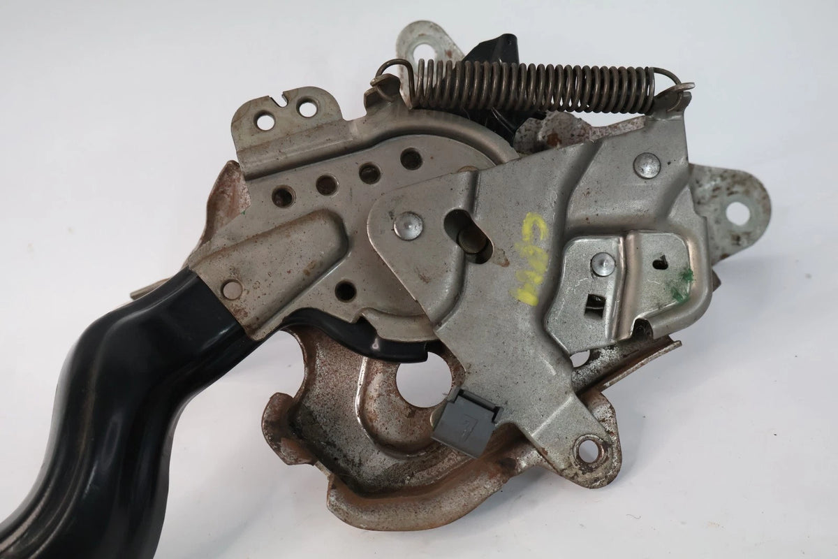 2011-2020 TOYOTA SIENNA FOOT EMERGENCY PARKING BRAKE RELEASE PEDAL ASSEMBLY OEM