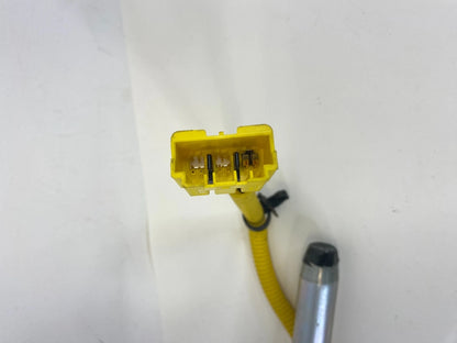 2005-2008 Kia Sportage Front Right Passenger Side Seat Belt Buckle RH OEM