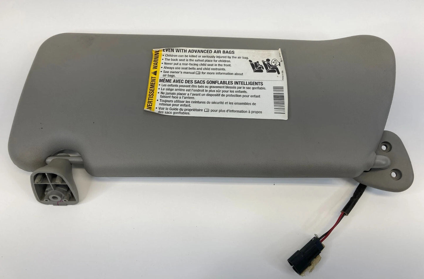 03-07 CADILLAC CTS RIGHT PASSENGER SIDE SUNVISOR SUN VISOR SHADE W ILLUMINATION