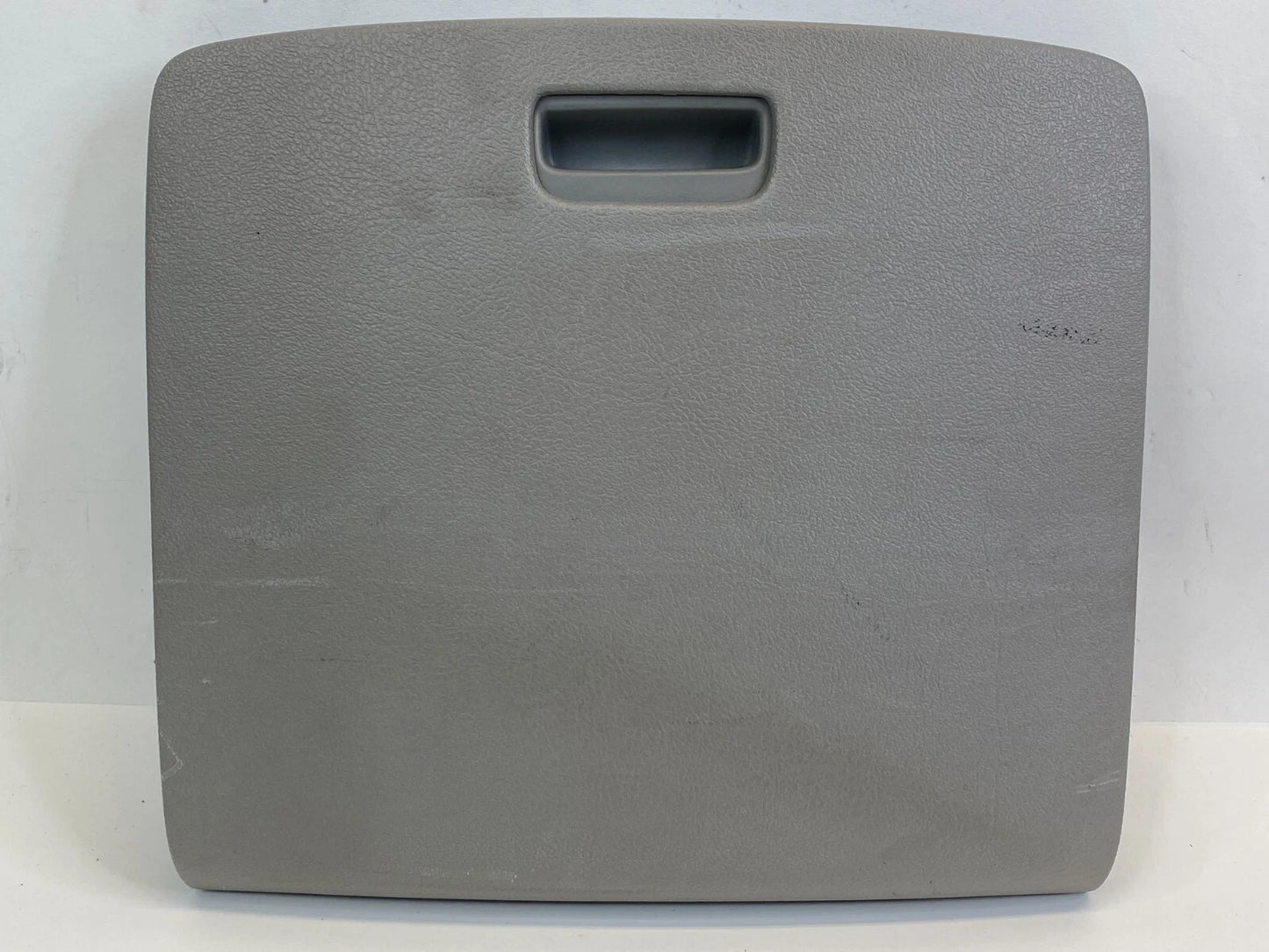 2005-2007 BUICK TERRAZA SATURN RELAY REAR SEAT BACK PANEL STORAGE COMPARTMENT