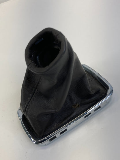 08 09 10 11 12 13 14 15 Cadillac CTS A/T Center Console Shift Shifter Boot Bezel