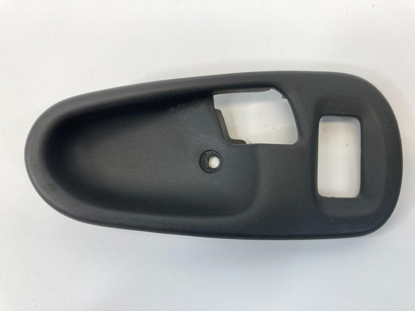 97-04 Mitsubishi Montero Sport Front Left Driver Inner Door Handle Cover Trim