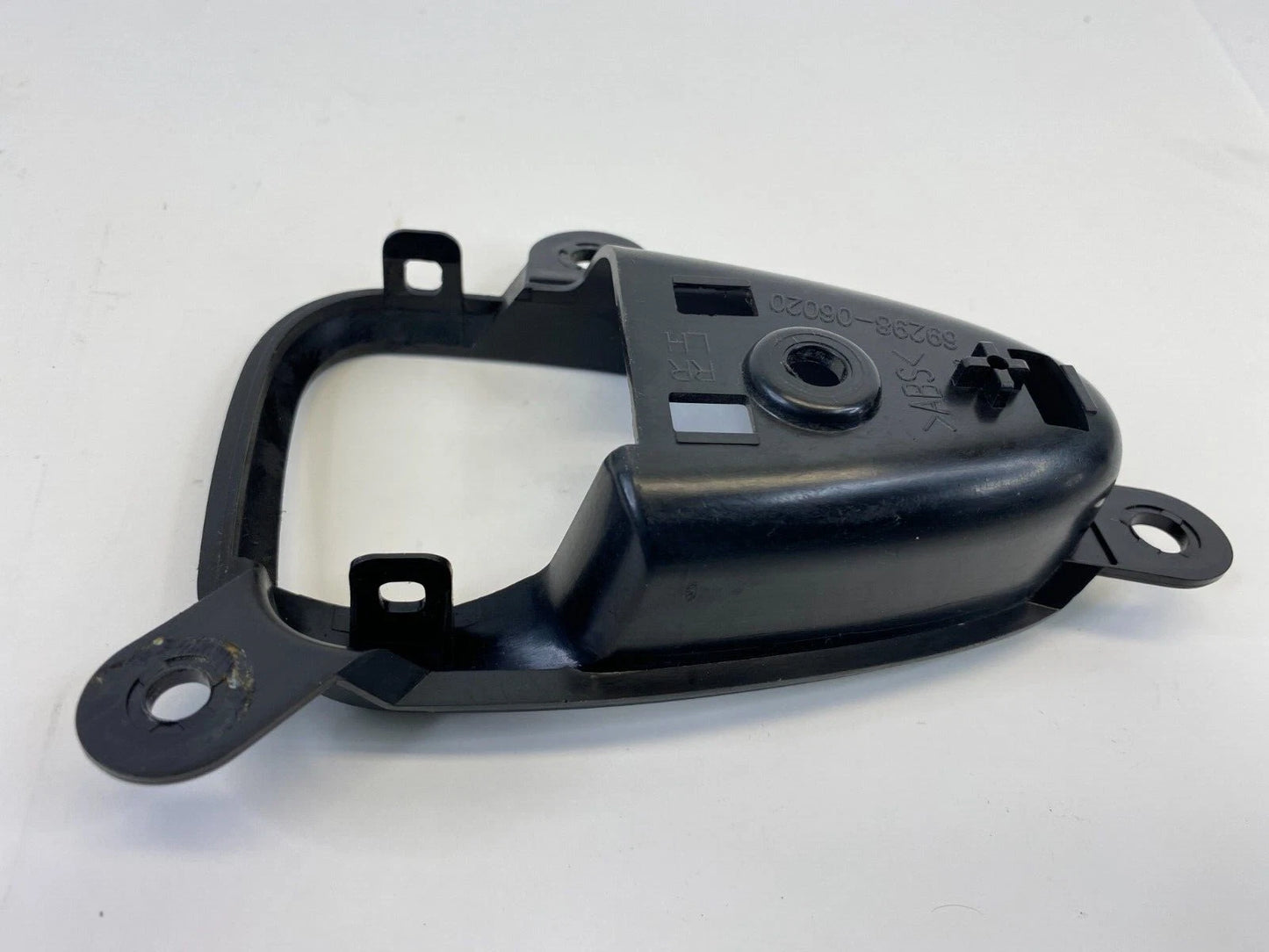 07-11 TOYOTA CAMRY REAR LEFT INTERIOR DOOR HANDLE COVER BEZEL TRIM 69298-06020